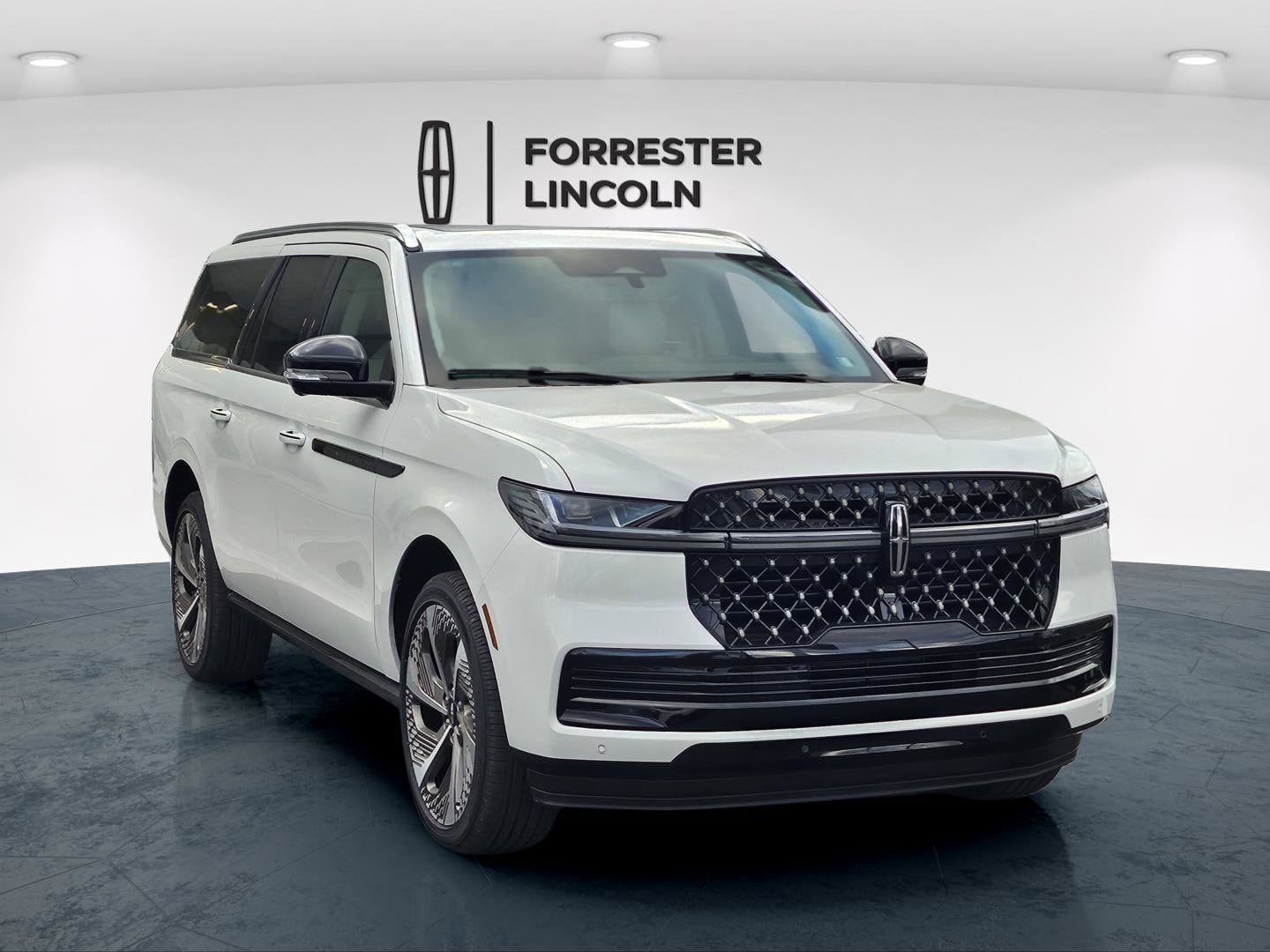 2026 Lincoln Navigator Black Label's photo