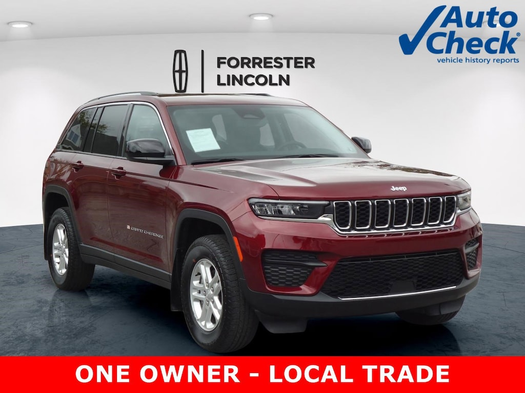 Used 2024 Jeep Grand Cherokee Laredo SUV