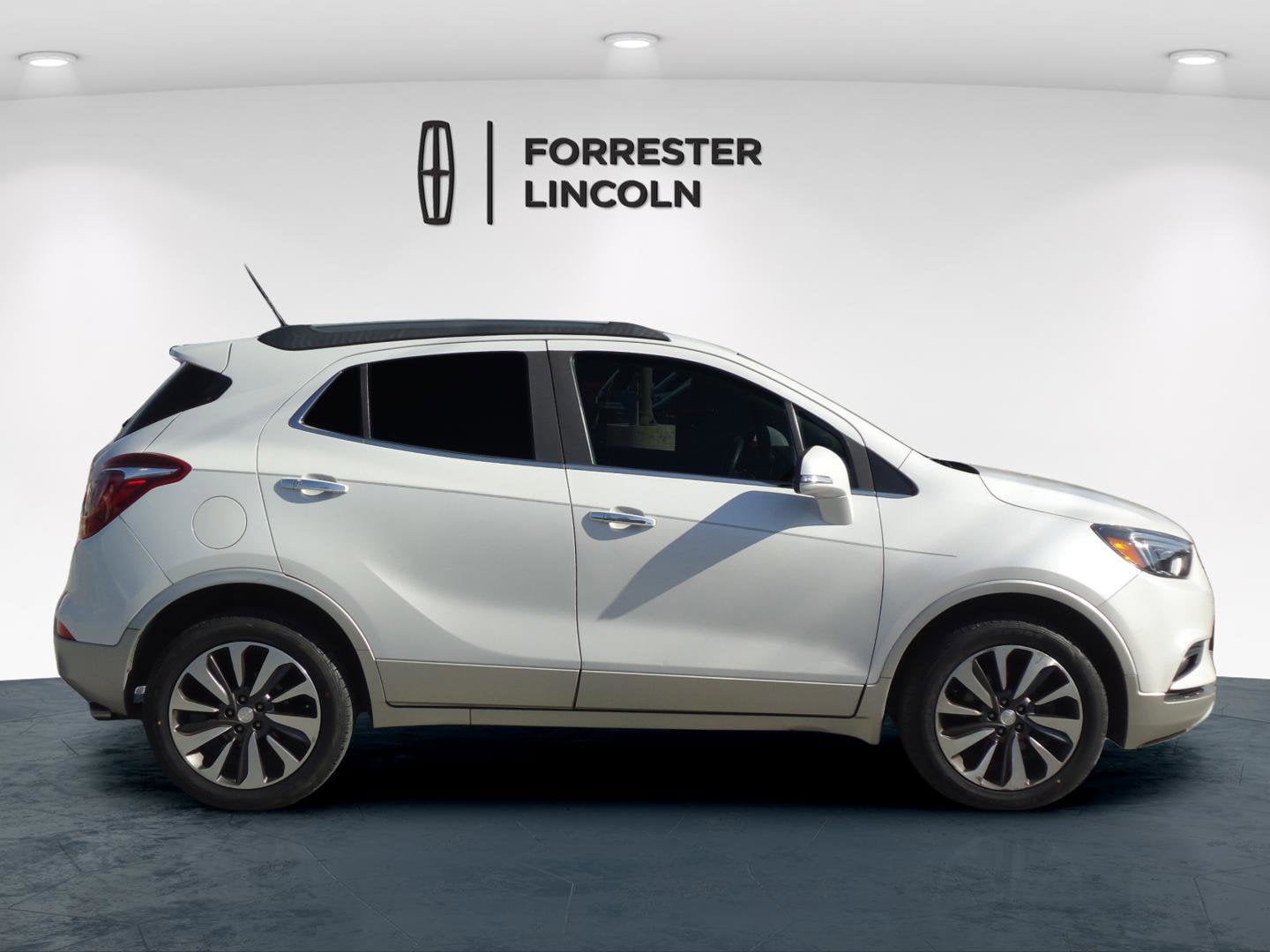 Used 2017 Buick Encore Essence with VIN KL4CJGSB8HB183210 for sale in Chambersburg, PA