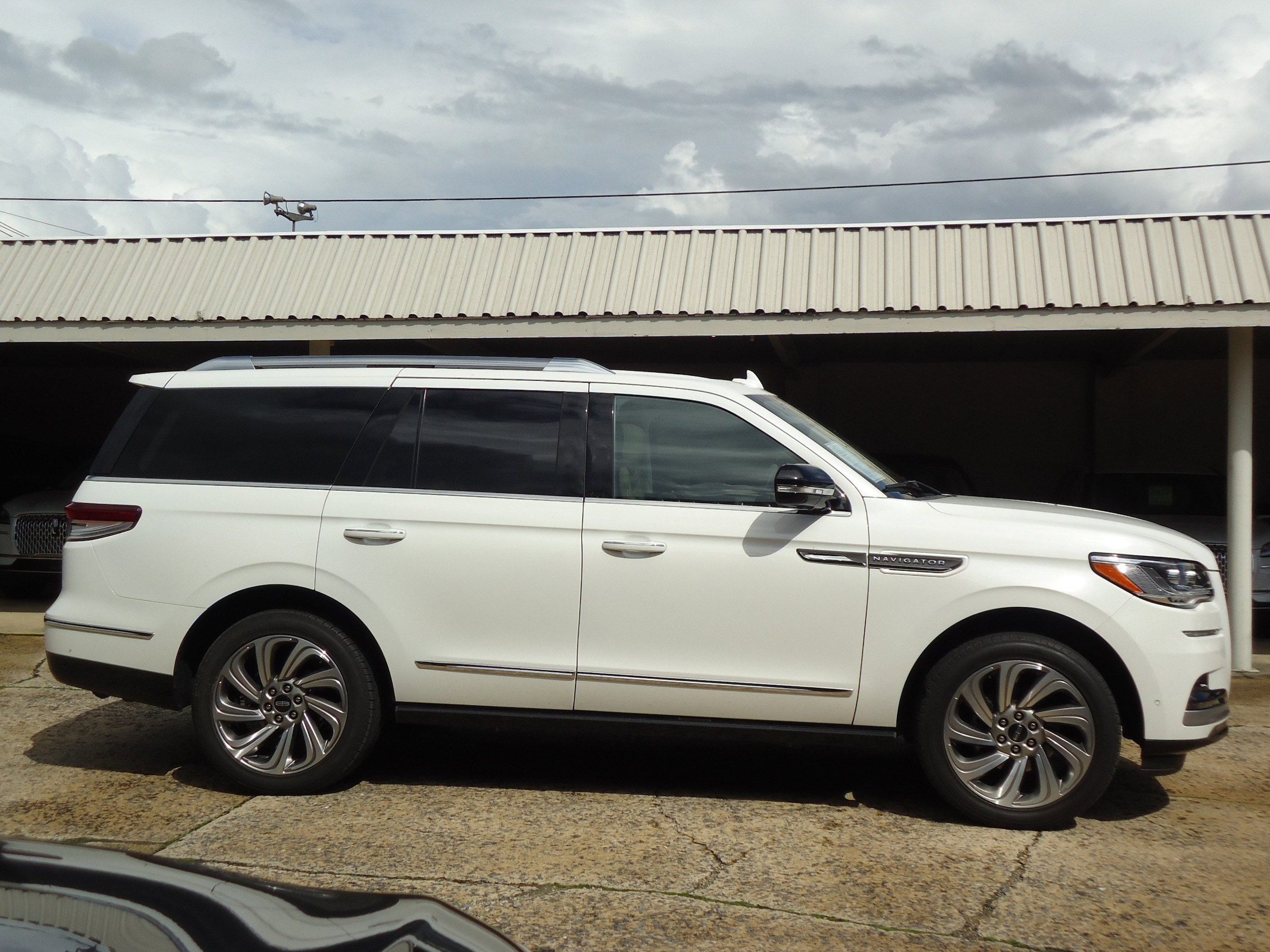 Used 2022 Lincoln Navigator Reserve with VIN 5LMJJ2LT6NEL05959 for sale in Chambersburg, PA