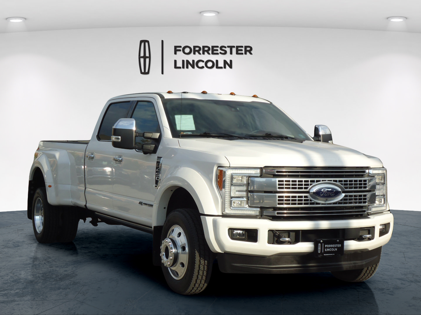  Ford F-450SD