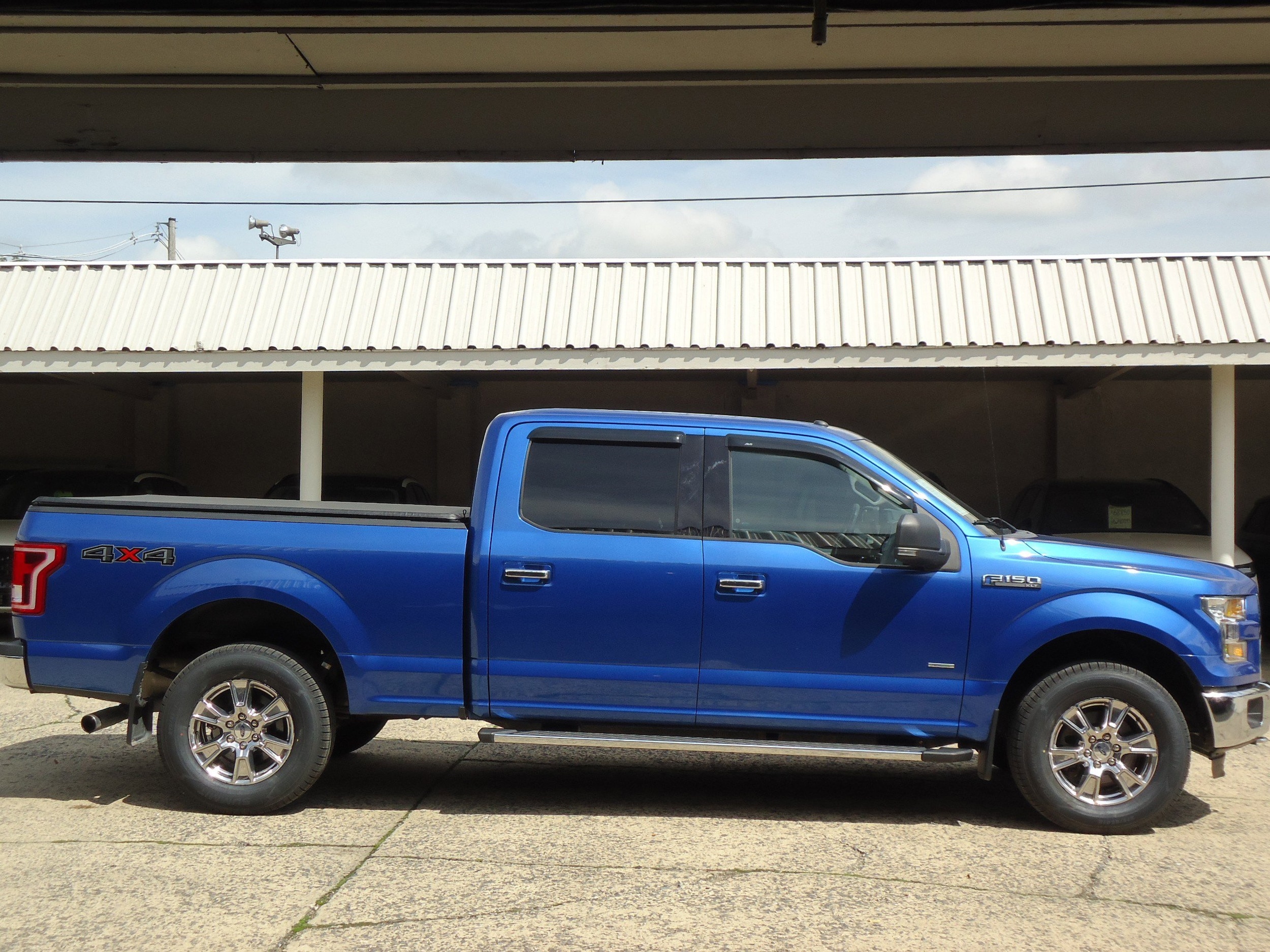 Used 2016 Ford F-150 XLT with VIN 1FTFW1EG9GFB09746 for sale in Chambersburg, PA