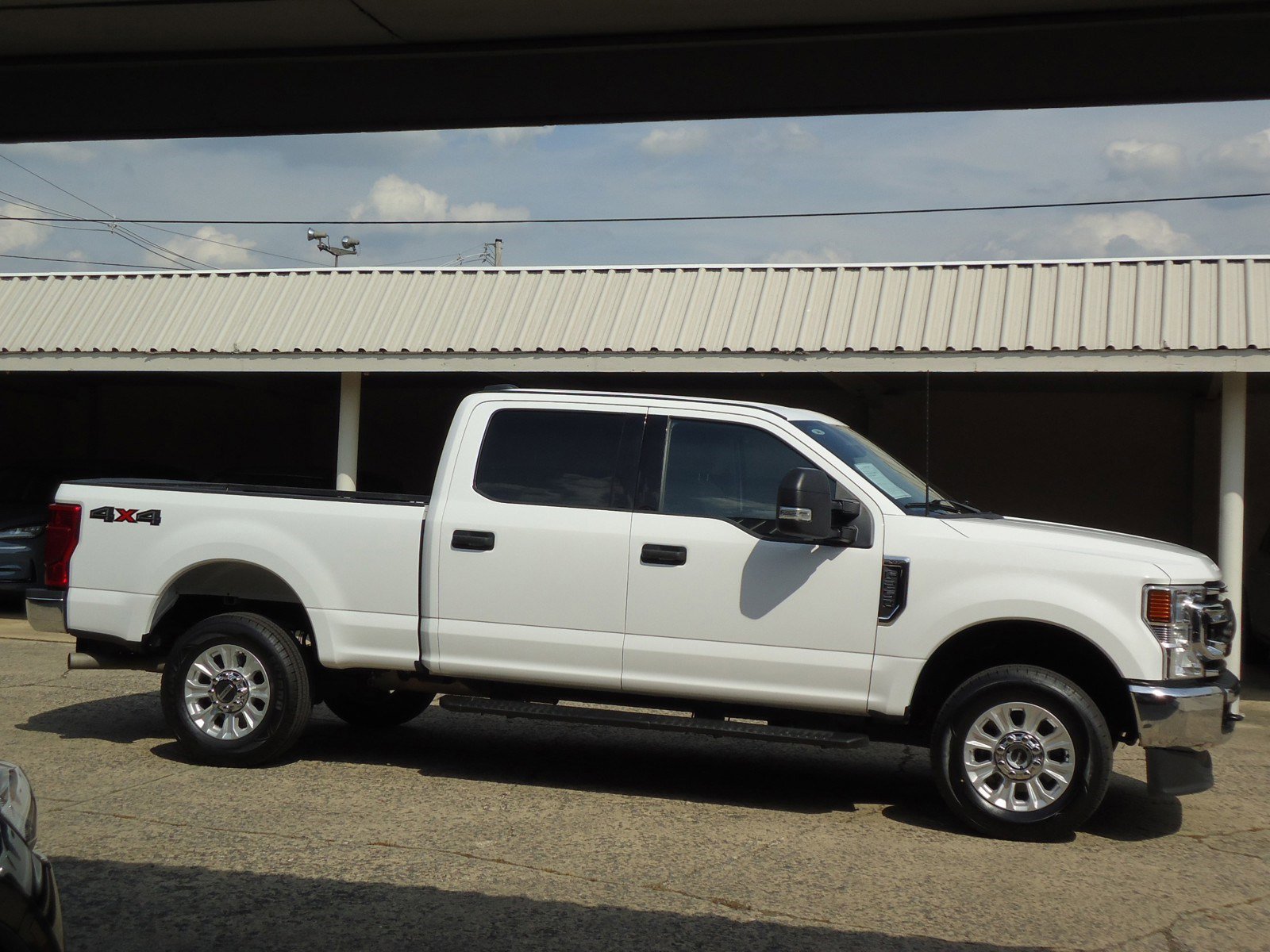 Used 2022 Ford F-250 Super Duty XLT with VIN 1FT7W2B63NEG43155 for sale in Chambersburg, PA