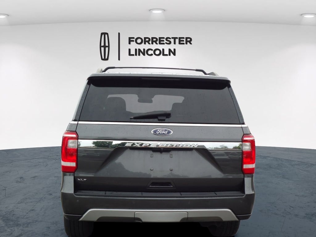 Used 2018 Ford Expedition XLT SUV