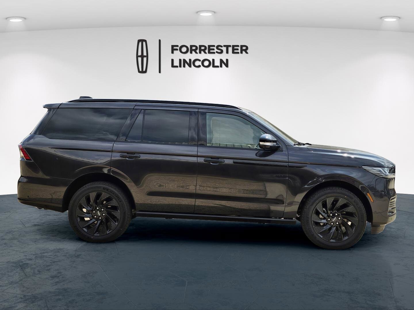 2025 Lincoln Navigator Reserve photo 2