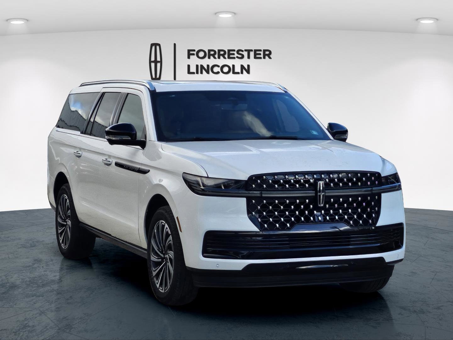 2025 Lincoln Navigator Black Label L's photo