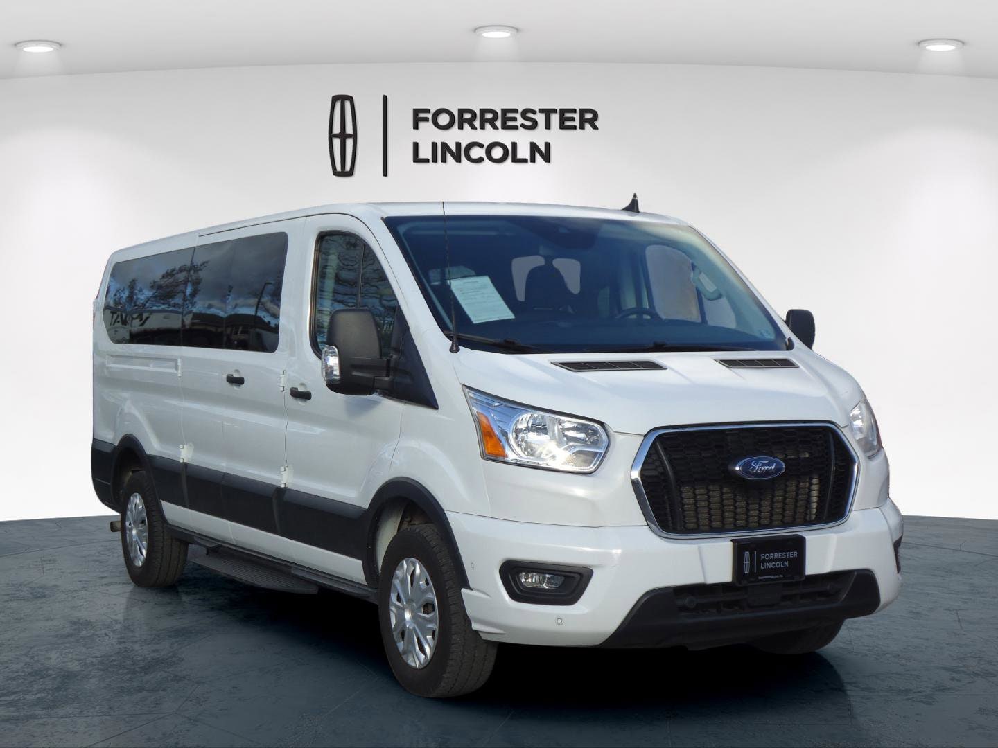 2021 Ford Transit 350 XLT Low Roof Sliding Pass. 148's photo