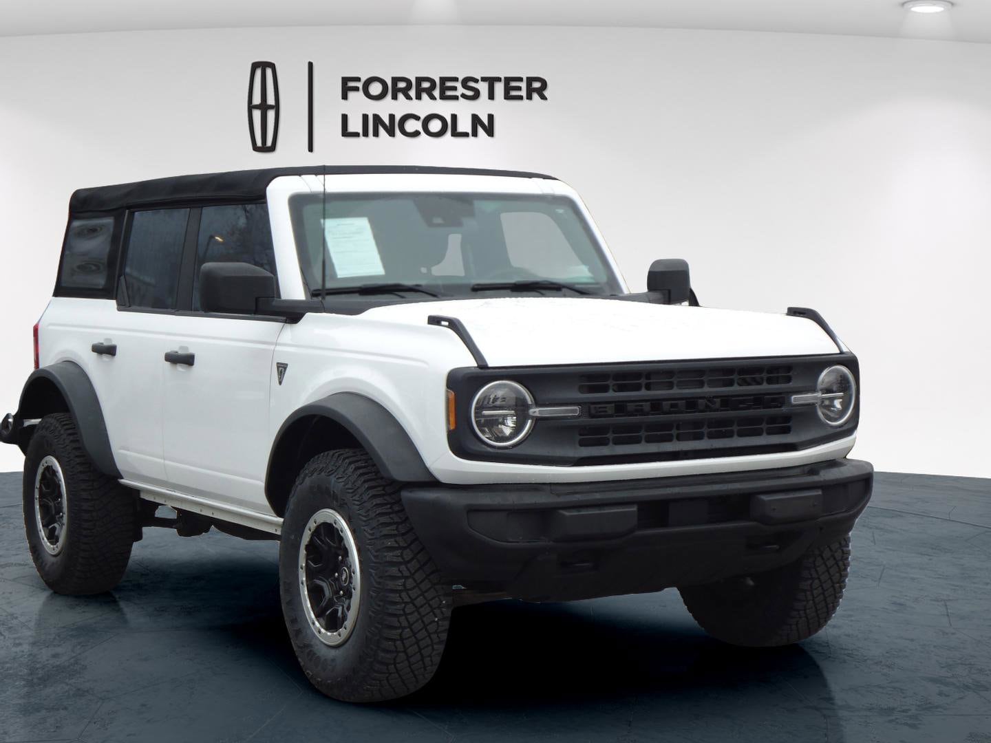 2021 Ford Bronco 4-Door Base's photo