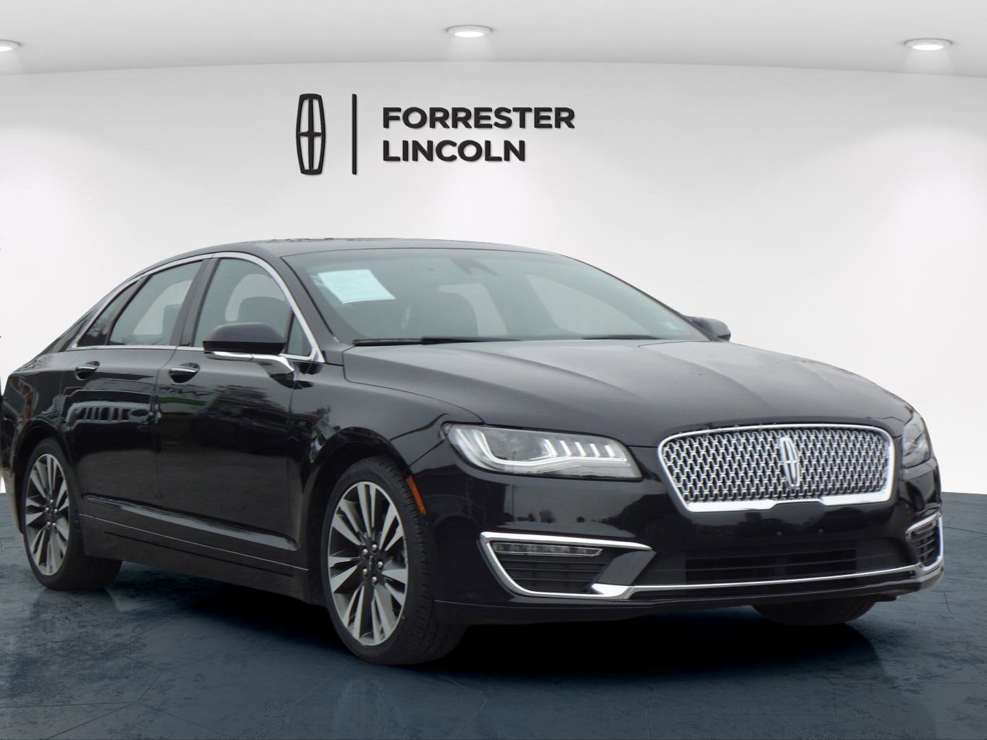 2019 Lincoln MKZ Reserve II's photo