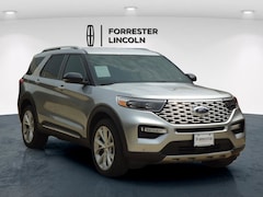 Used 2022 Ford Explorer Platinum SUV near Carlisle, PA