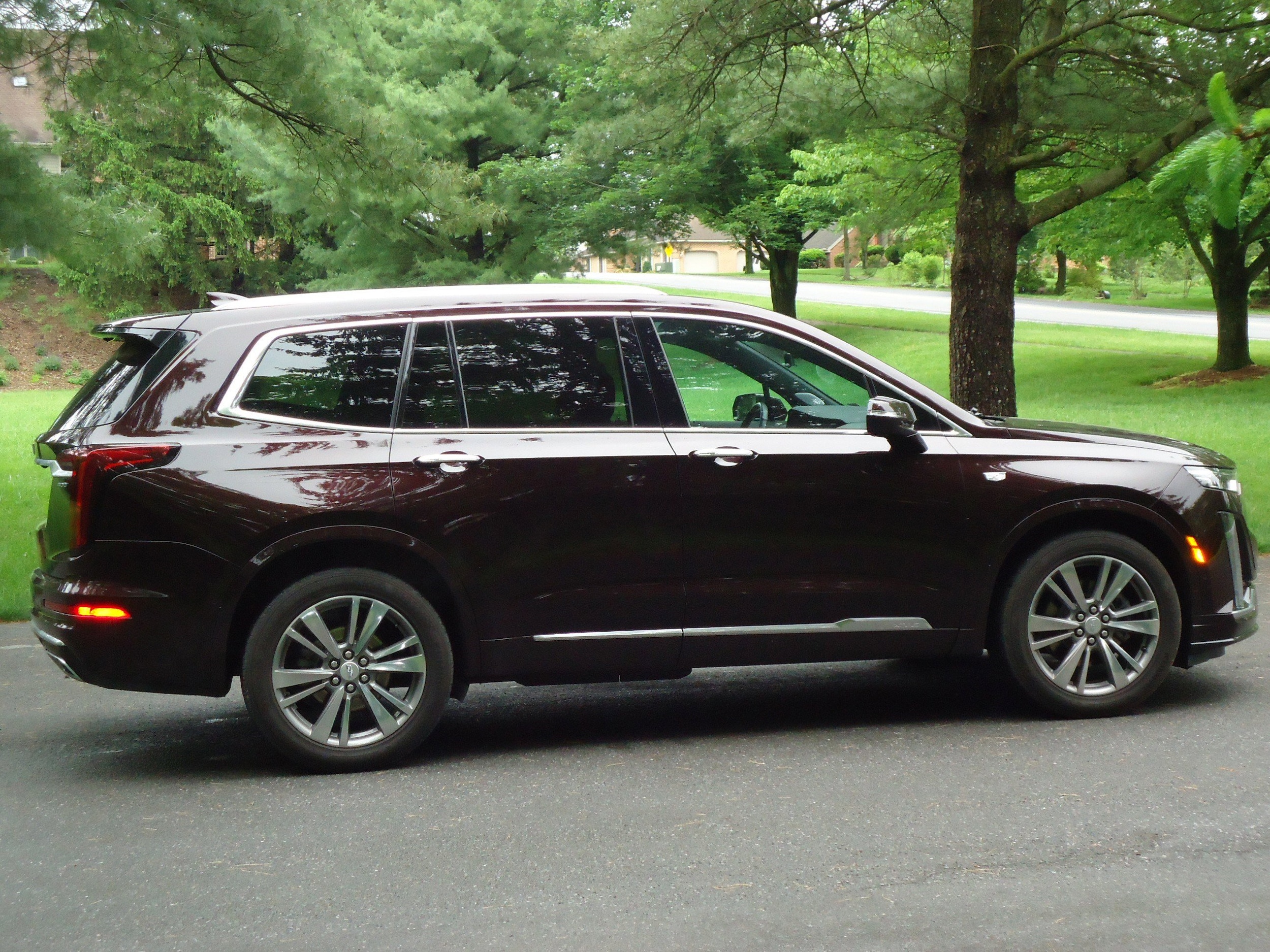 Used 2021 Cadillac XT6 Premium Luxury with VIN 1GYKPDRS6MZ159827 for sale in Chambersburg, PA