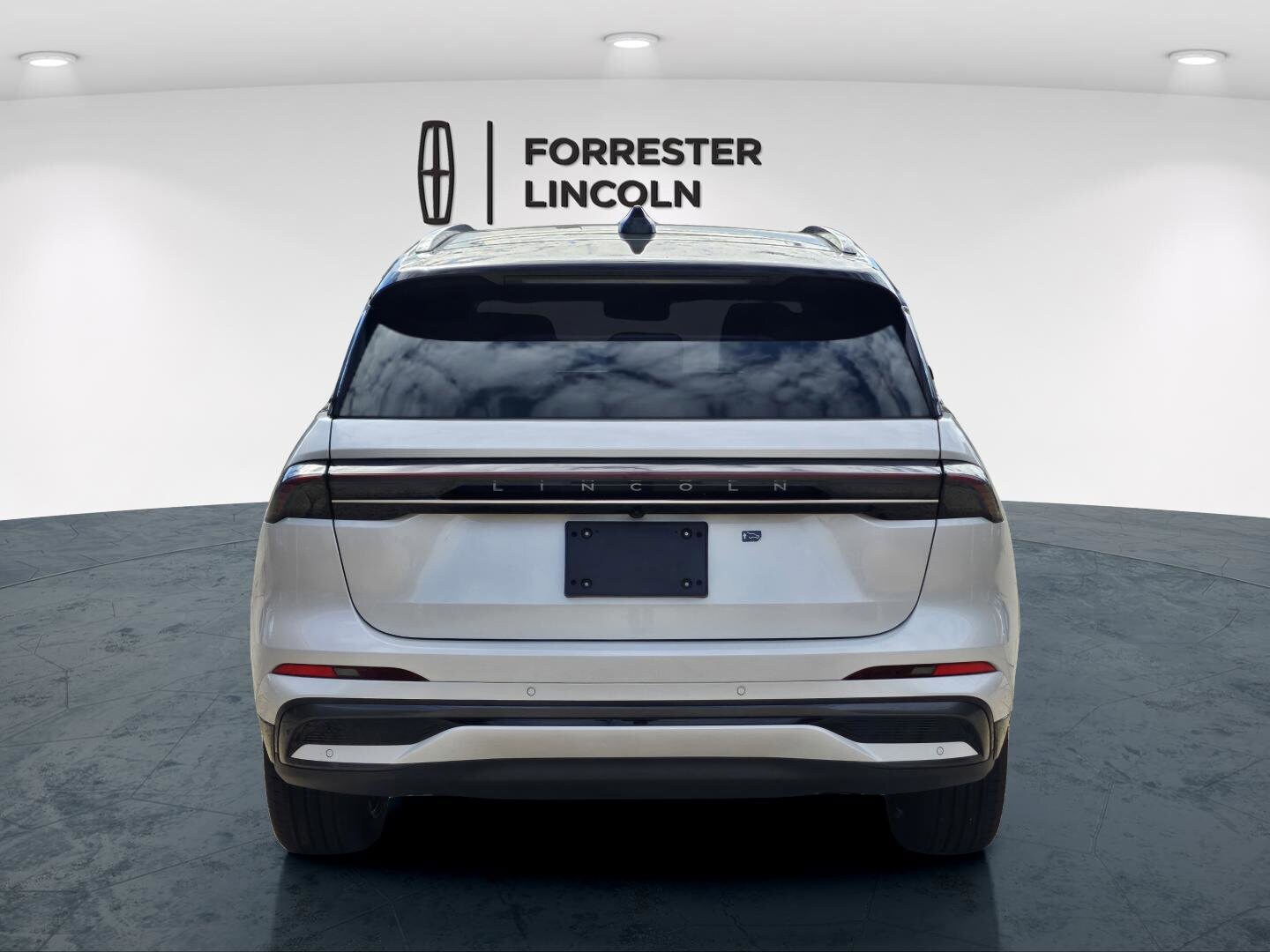 2026 Lincoln Nautilus Reserve photo 2