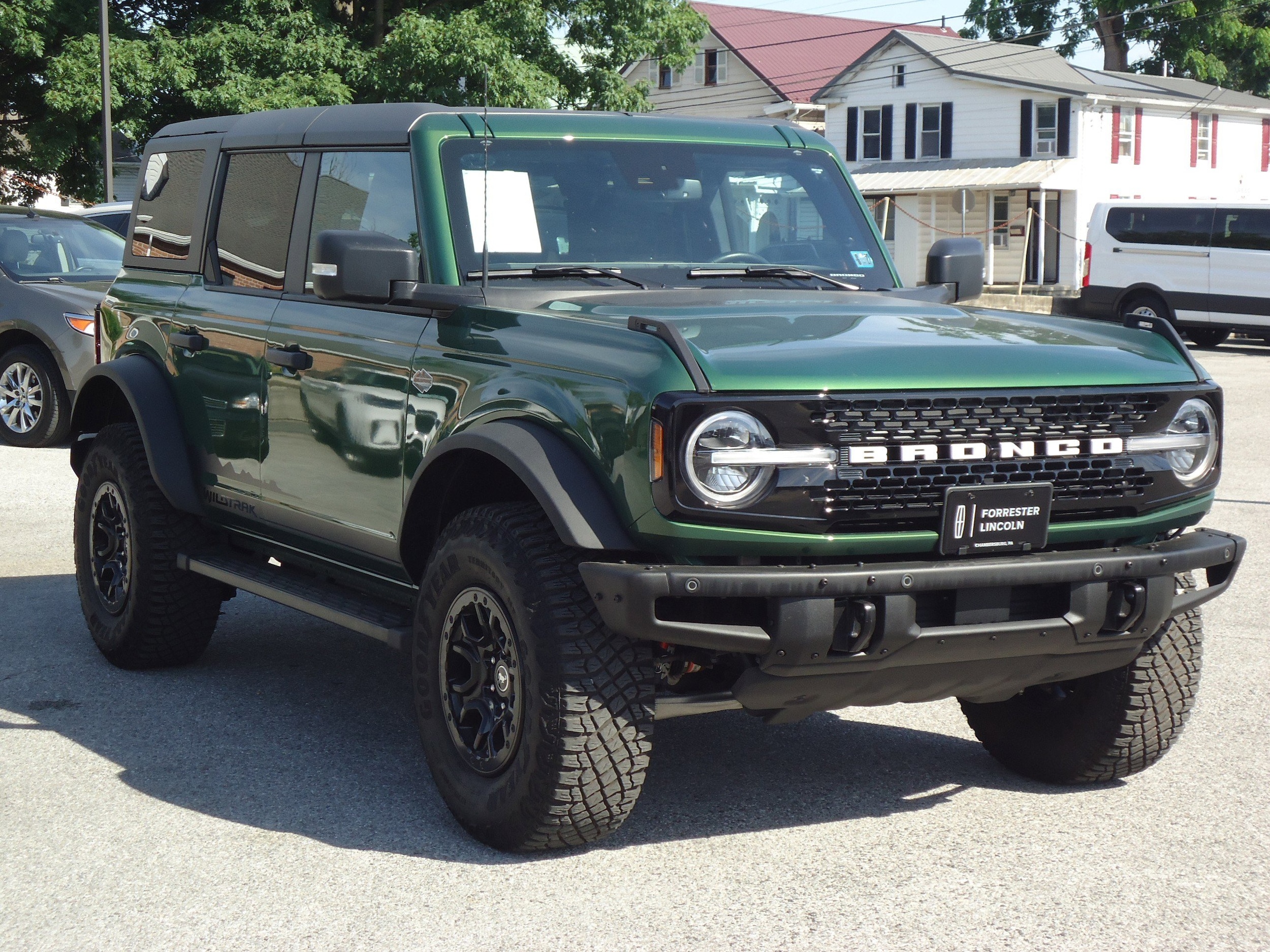 2024 Ford Bronco Wildtrak 4x4's photo