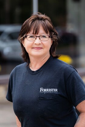 Staff member Janet Paylor from ID_c2ef95df6f02