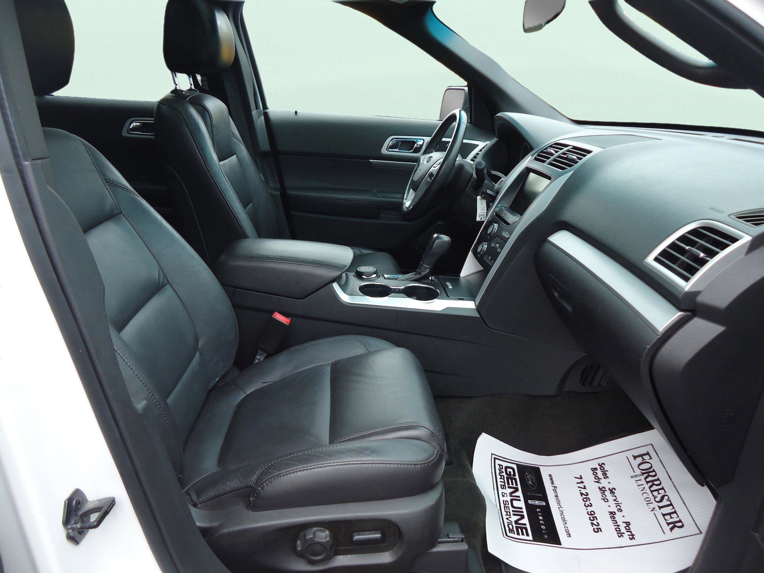 2015 Ford Explorer XLT - Photo 13