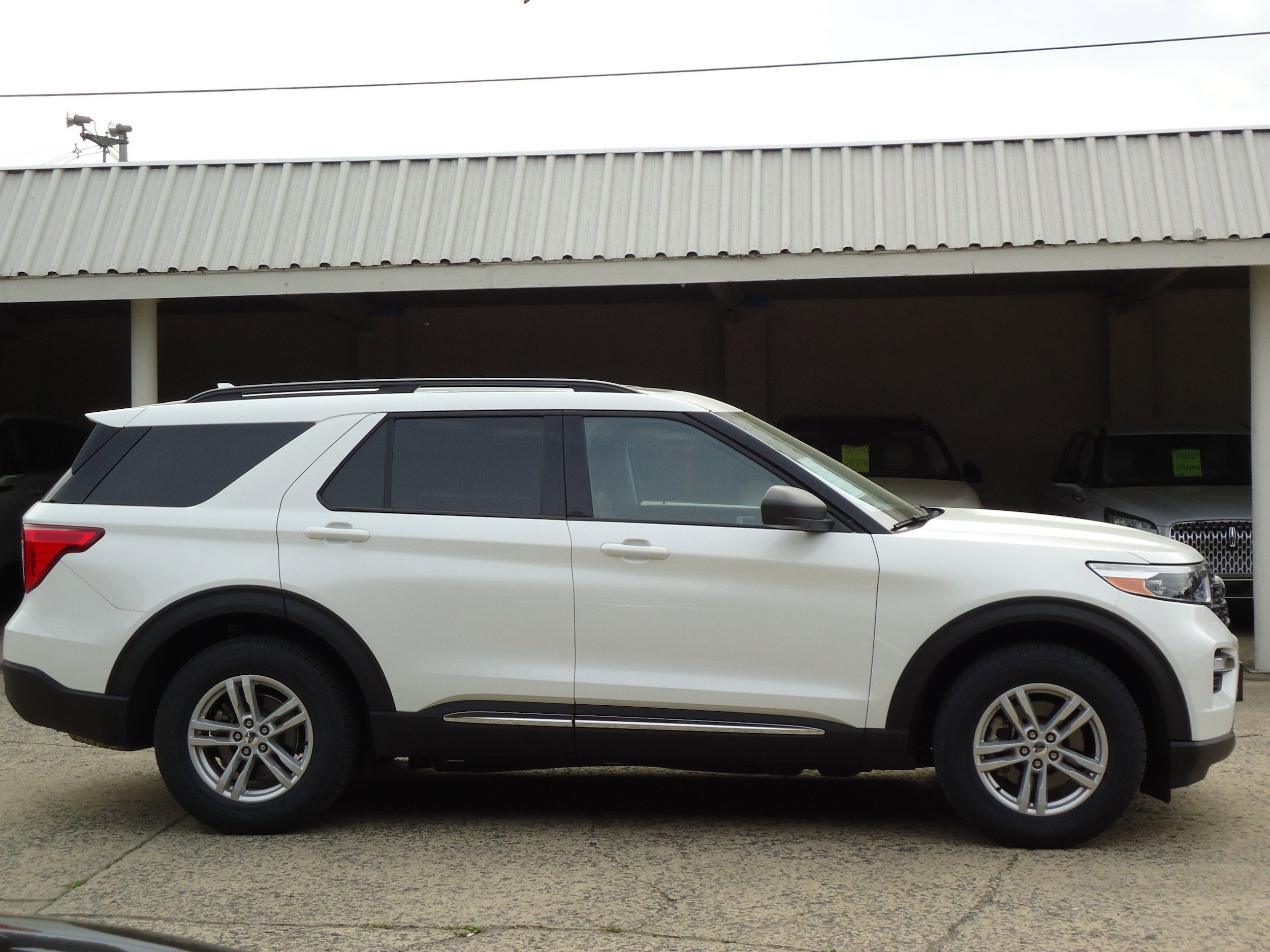 Used 2022 Ford Explorer XLT with VIN 1FMSK8DH6NGA66595 for sale in Chambersburg, PA