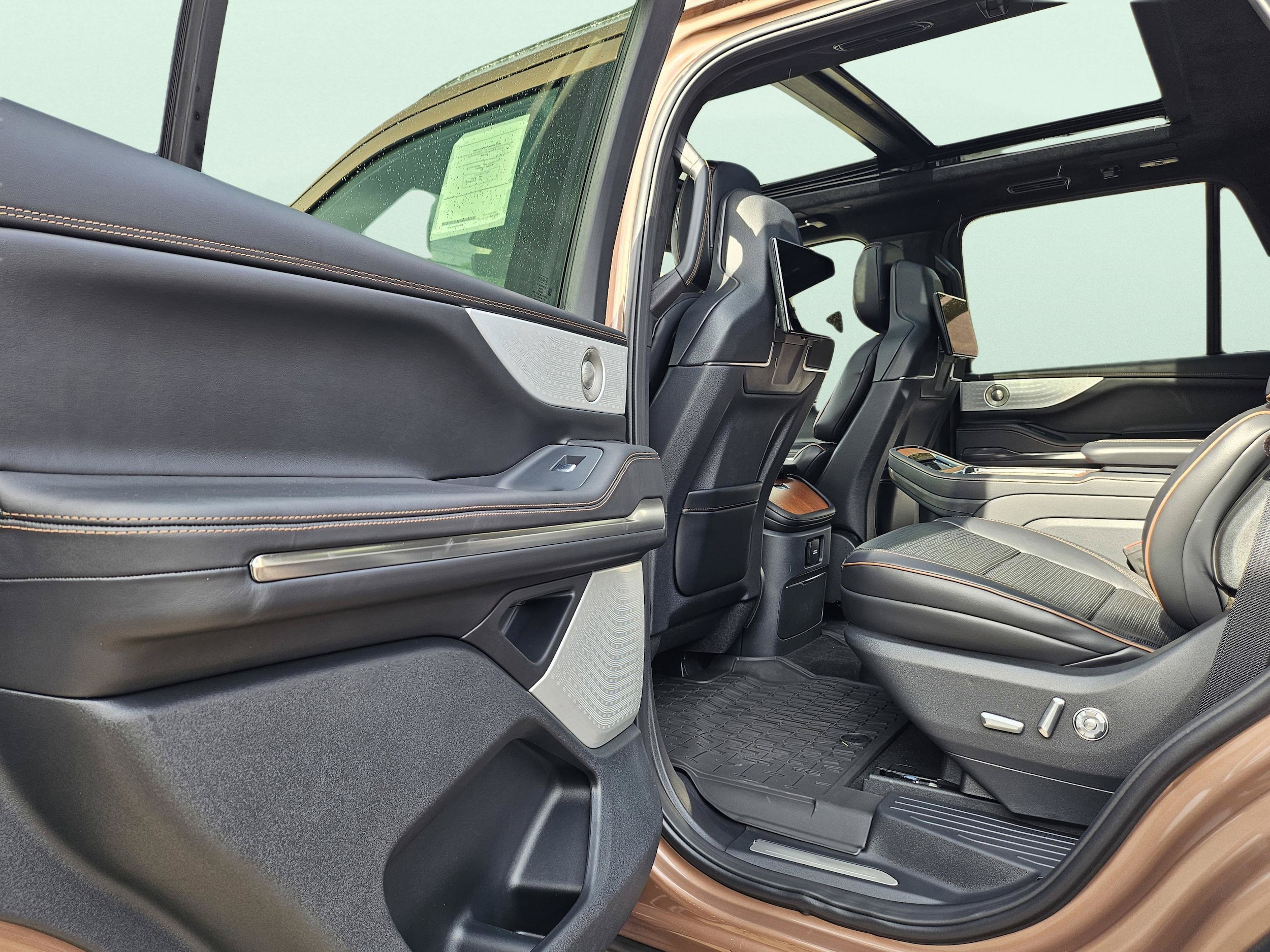 2025 Lincoln Navigator Black Label - Photo 23