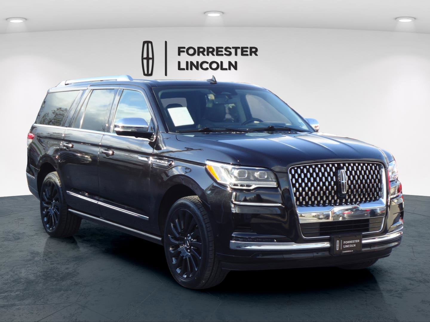 2022 Lincoln Navigator Black Label L's photo
