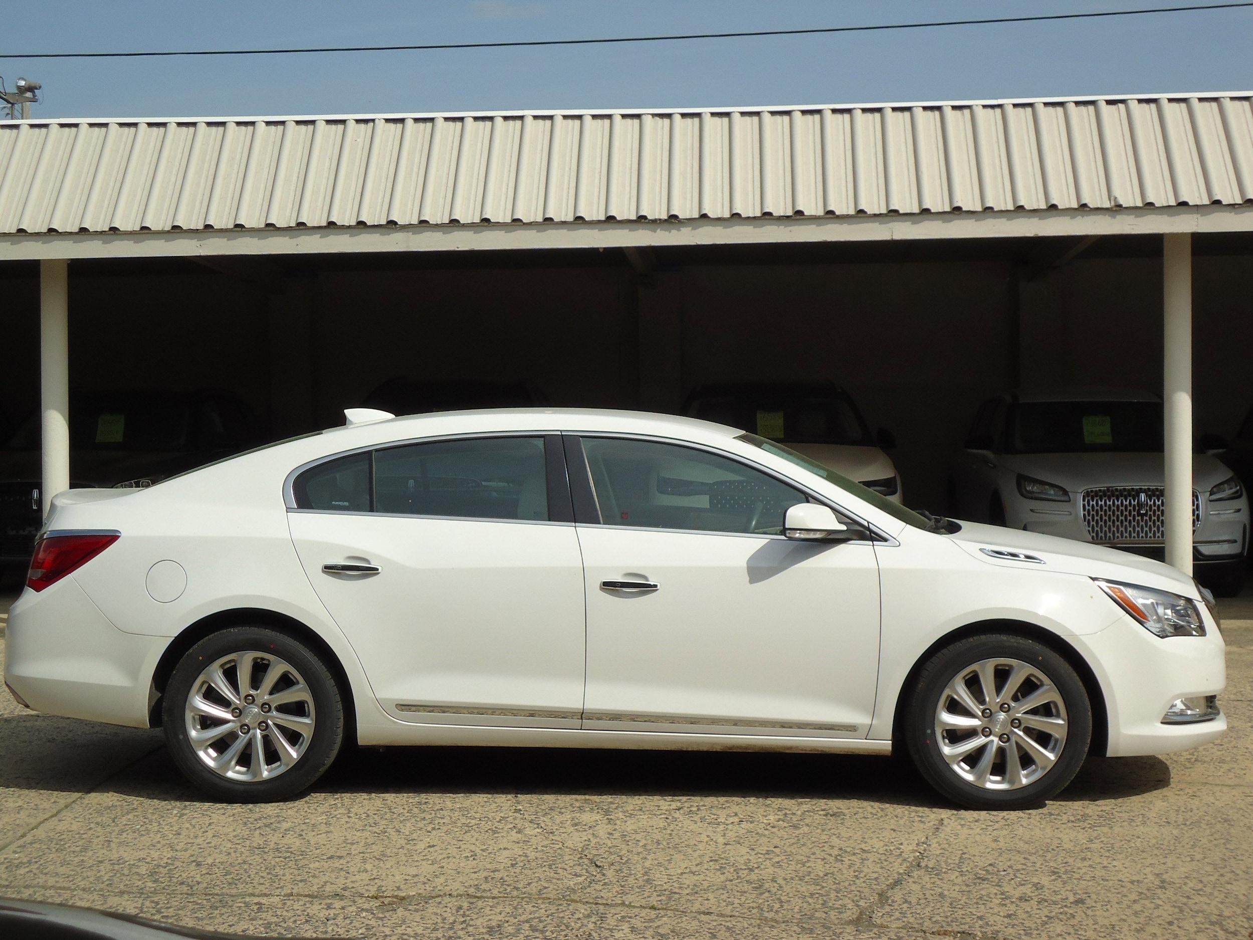 Used 2015 Buick LaCrosse Leather with VIN 1G4GB5G36FF308622 for sale in Chambersburg, PA