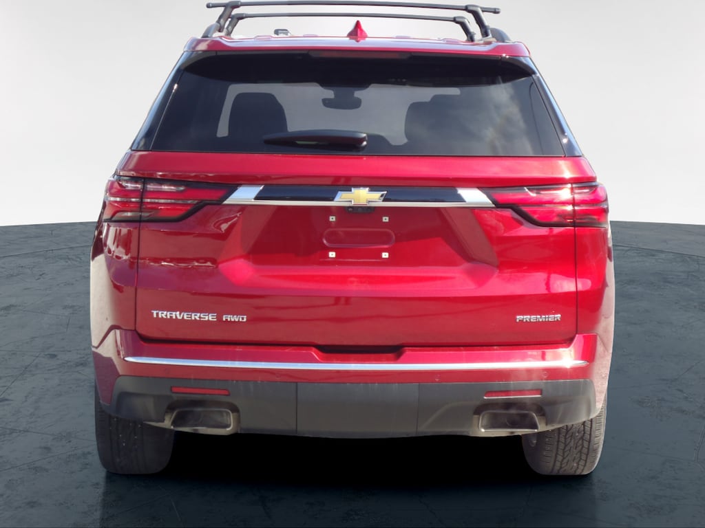 Used 2022 Chevrolet Traverse Premier SUV