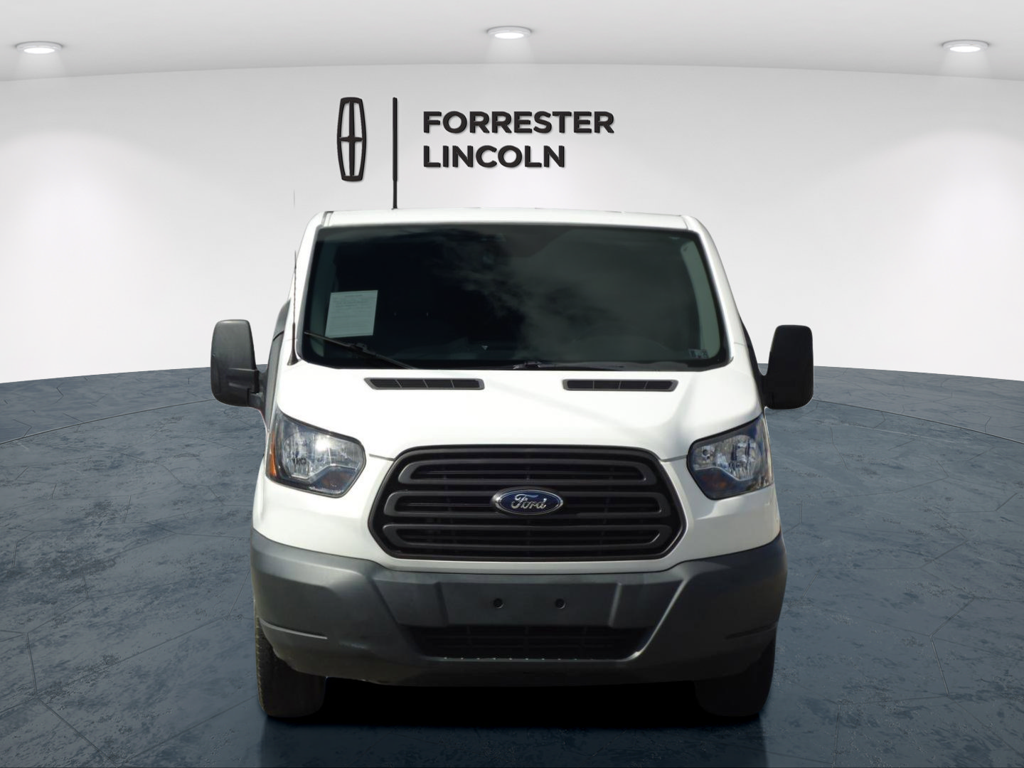 2017 Ford Transit Wagon XL - Photo 8