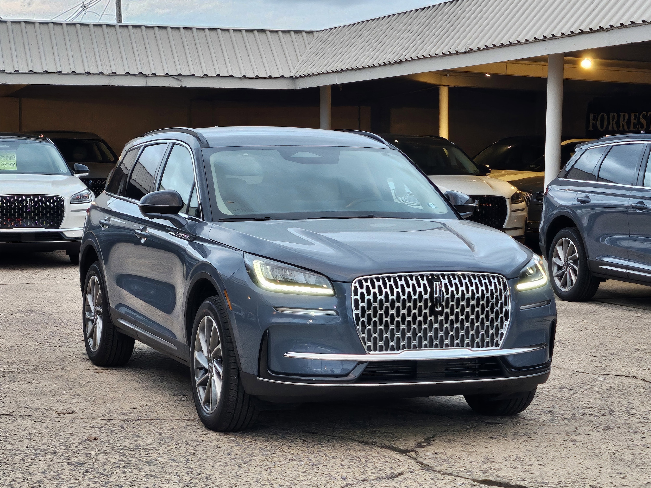 2026 Lincoln Corsair Premiere's photo