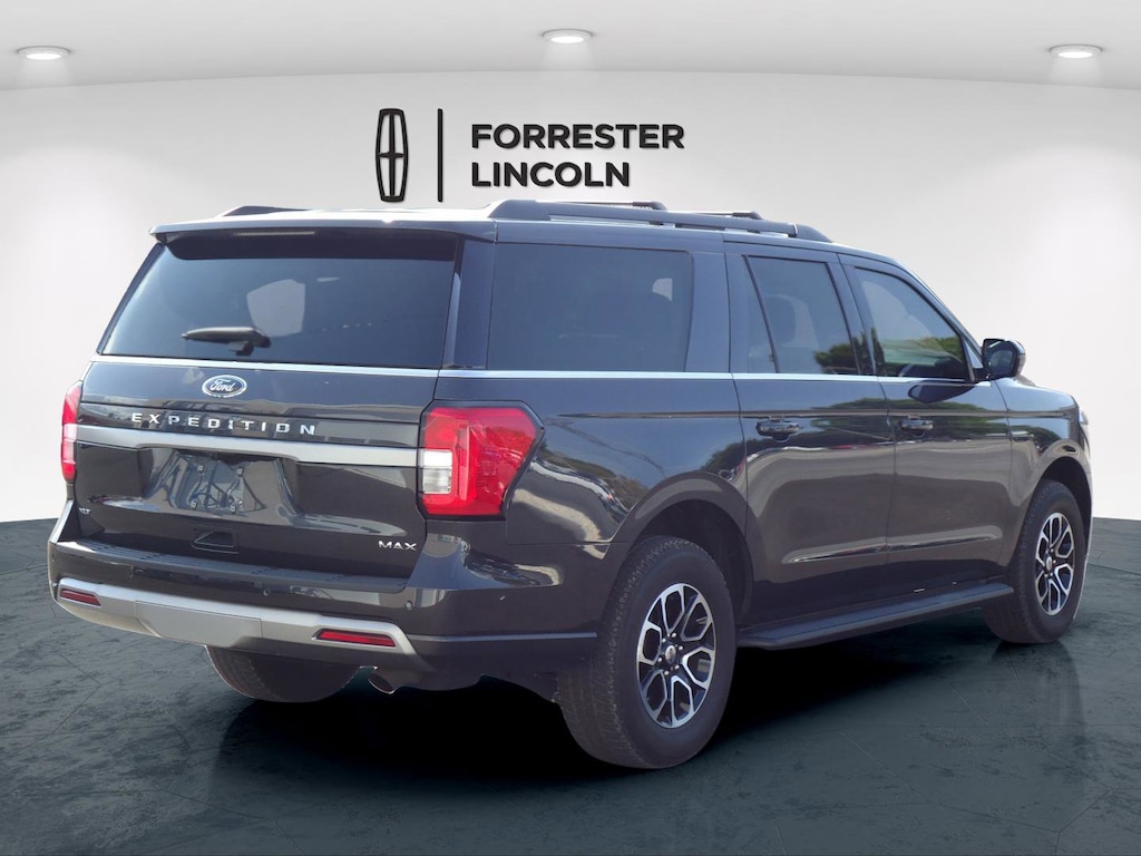 Used 2024 Ford Expedition Max XLT SUV