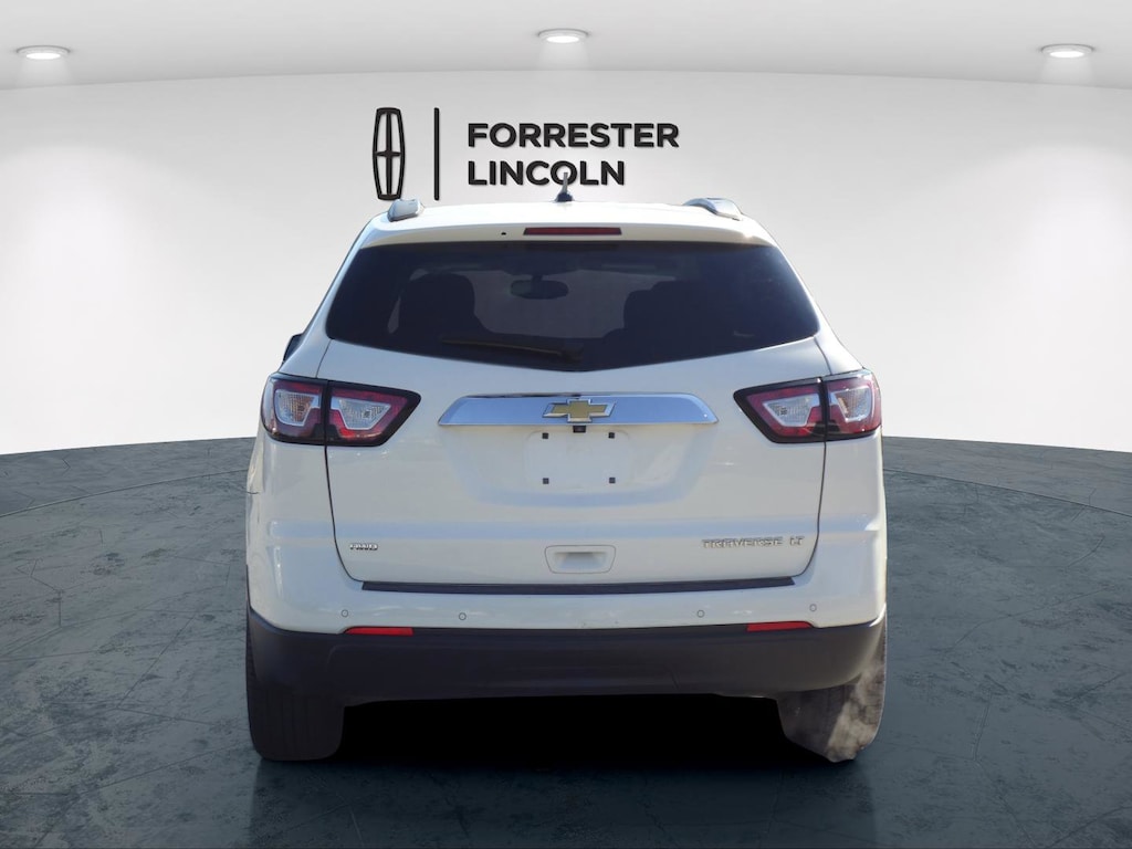 Used 2015 Chevrolet Traverse LT SUV