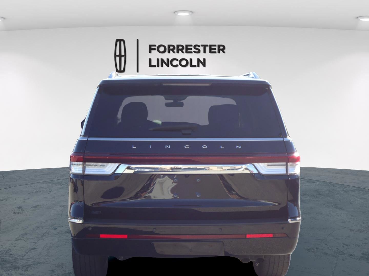 2024 Lincoln Navigator Premiere photo 4