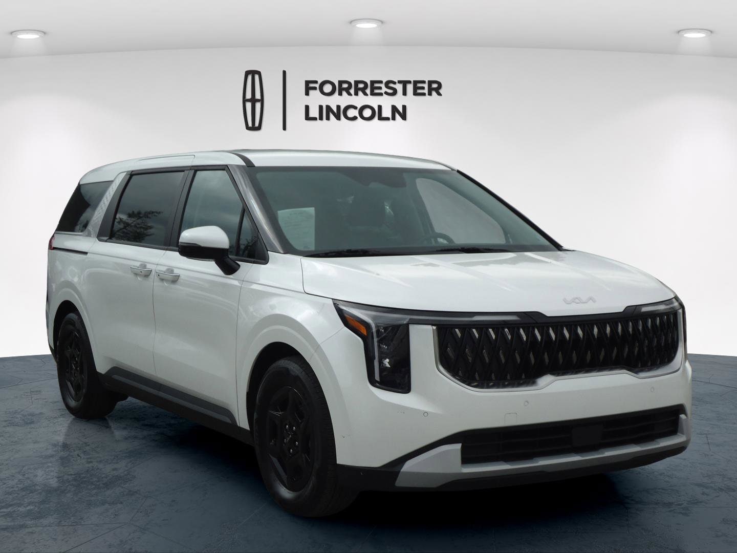 2025 Kia Sedona LXS's photo