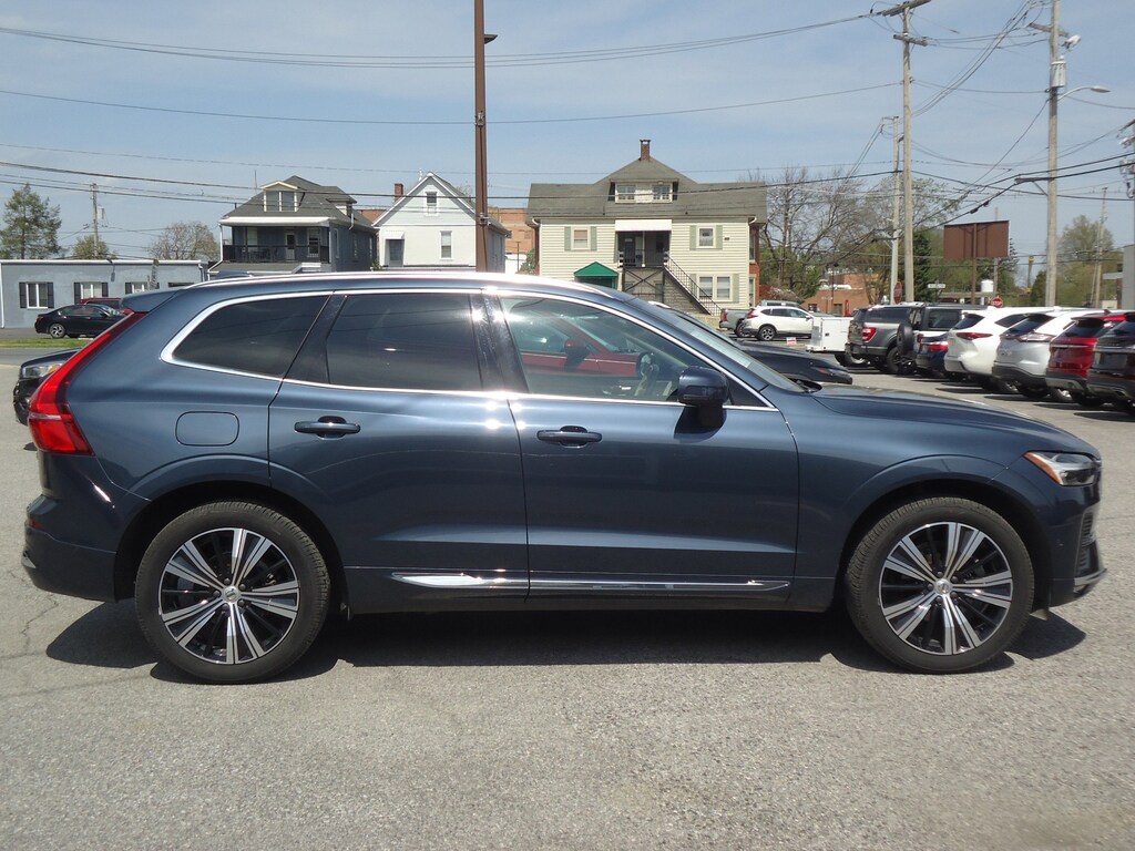 Used 2022 Volvo XC60 B5 Inscription SUV