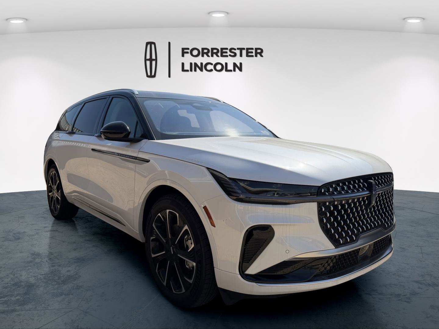 2026 Lincoln Nautilus Reserve AWD's photo