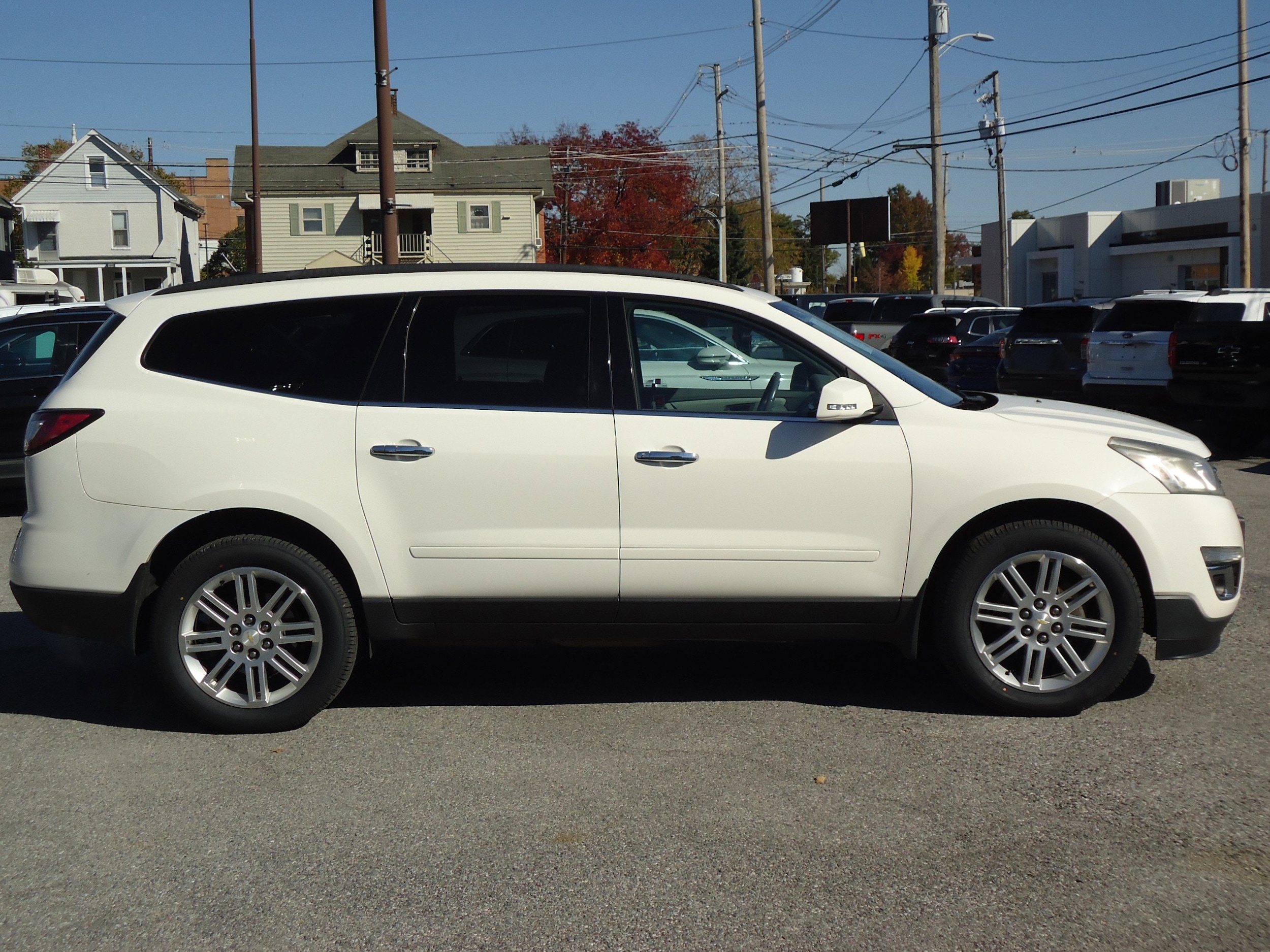 Used 2015 Chevrolet Traverse 1LT with VIN 1GNKVGKD4FJ229150 for sale in Chambersburg, PA