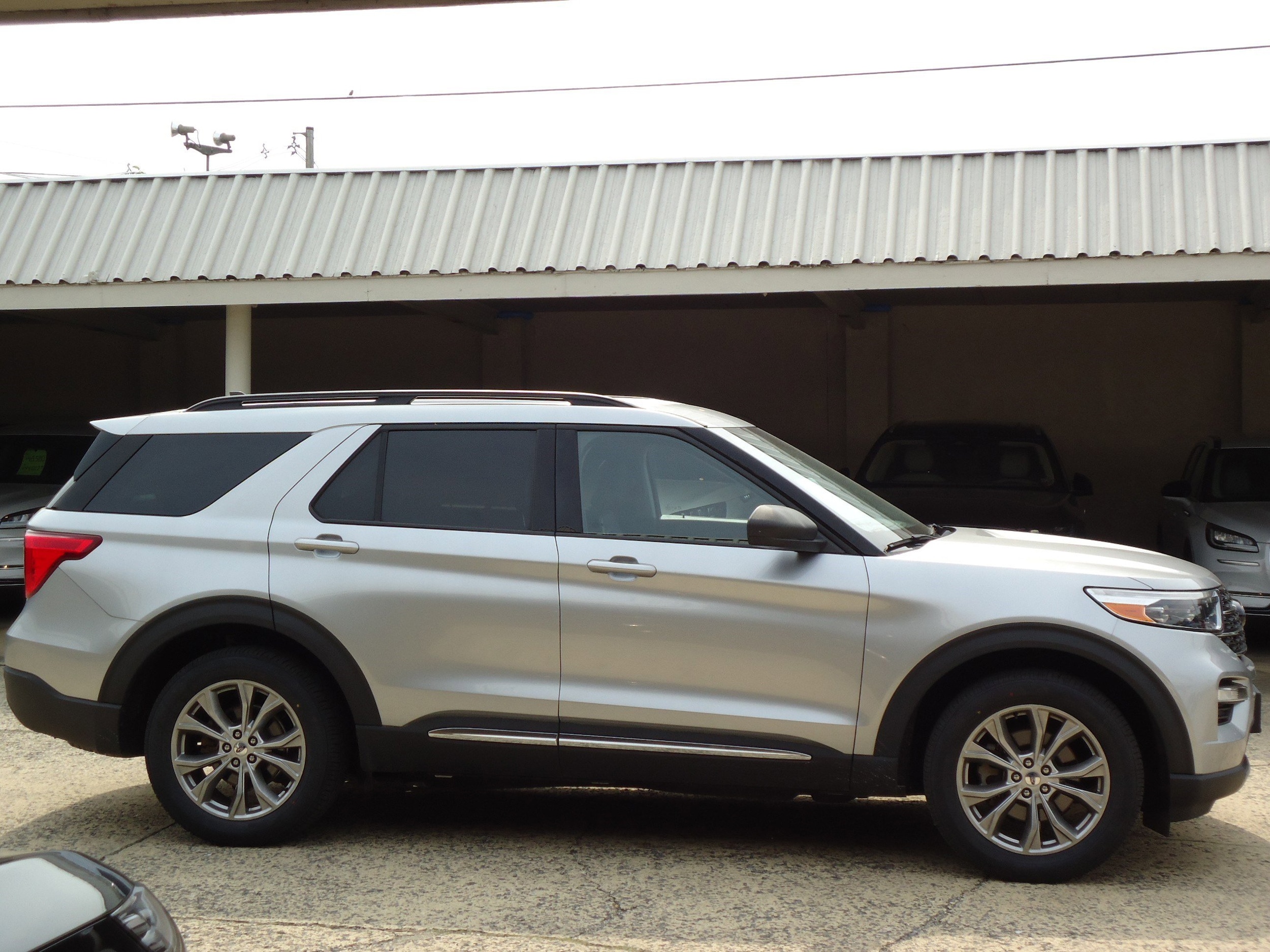 Used 2021 Ford Explorer XLT with VIN 1FMSK8DH1MGC48882 for sale in Chambersburg, PA