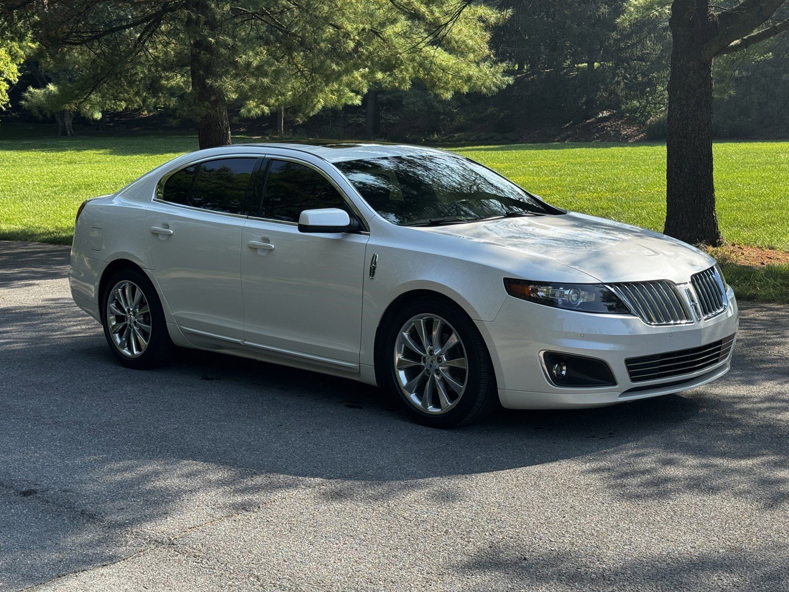 Used 2011 Lincoln MKS Base with VIN 1LNHL9FTXBG603379 for sale in Chambersburg, PA