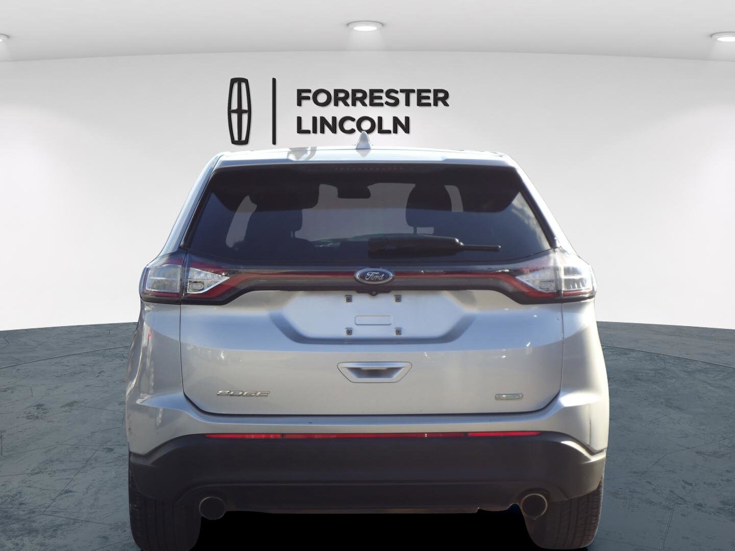 2018 Ford Edge SE photo 4