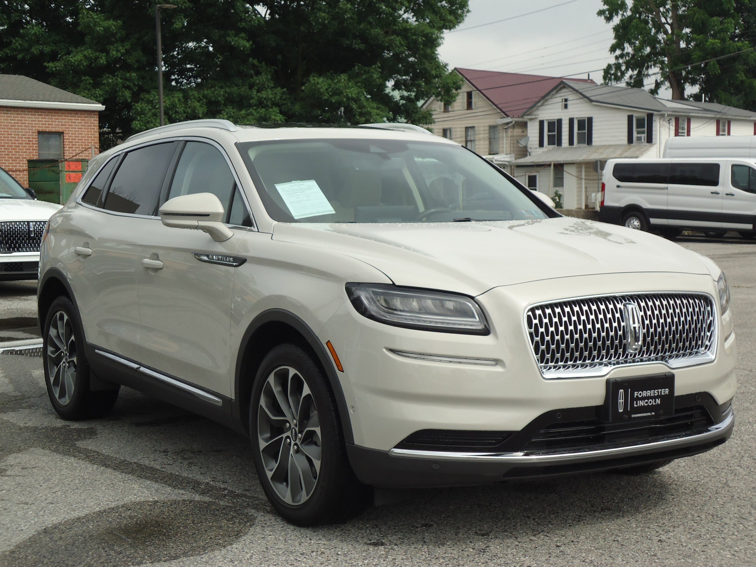 2023 Lincoln Nautilus Reserve AWD's photo