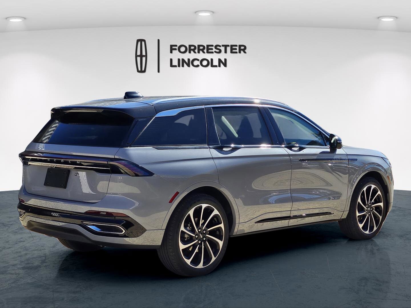 2026 Lincoln Nautilus Black Label photo 3