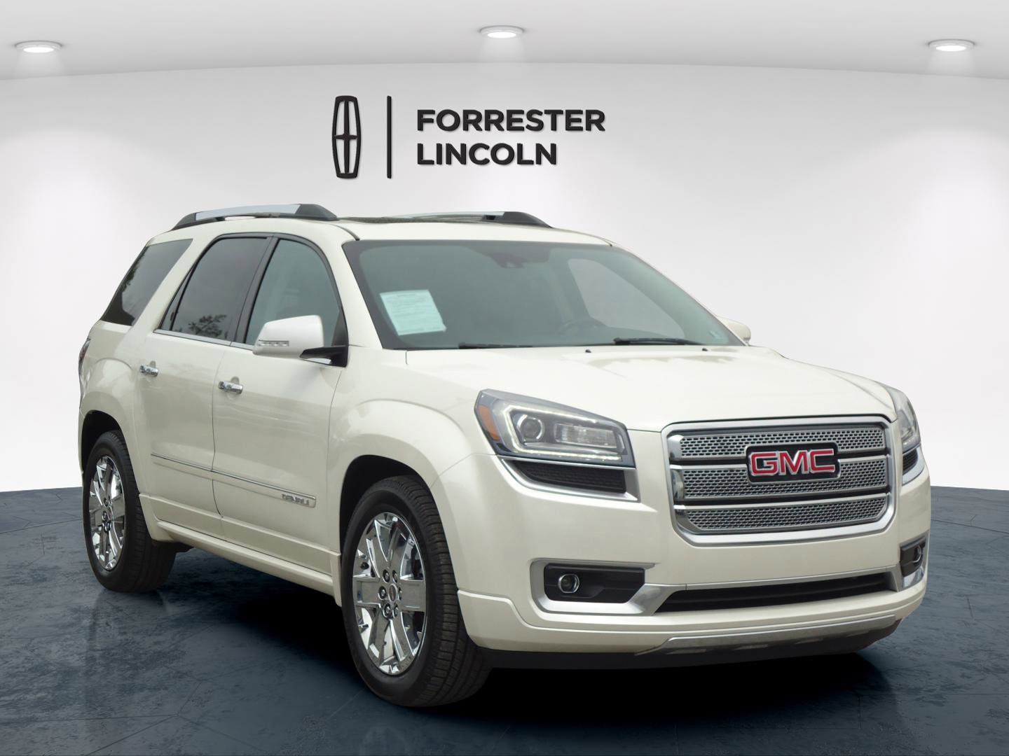 2015 GMC Acadia AWD Denali's photo