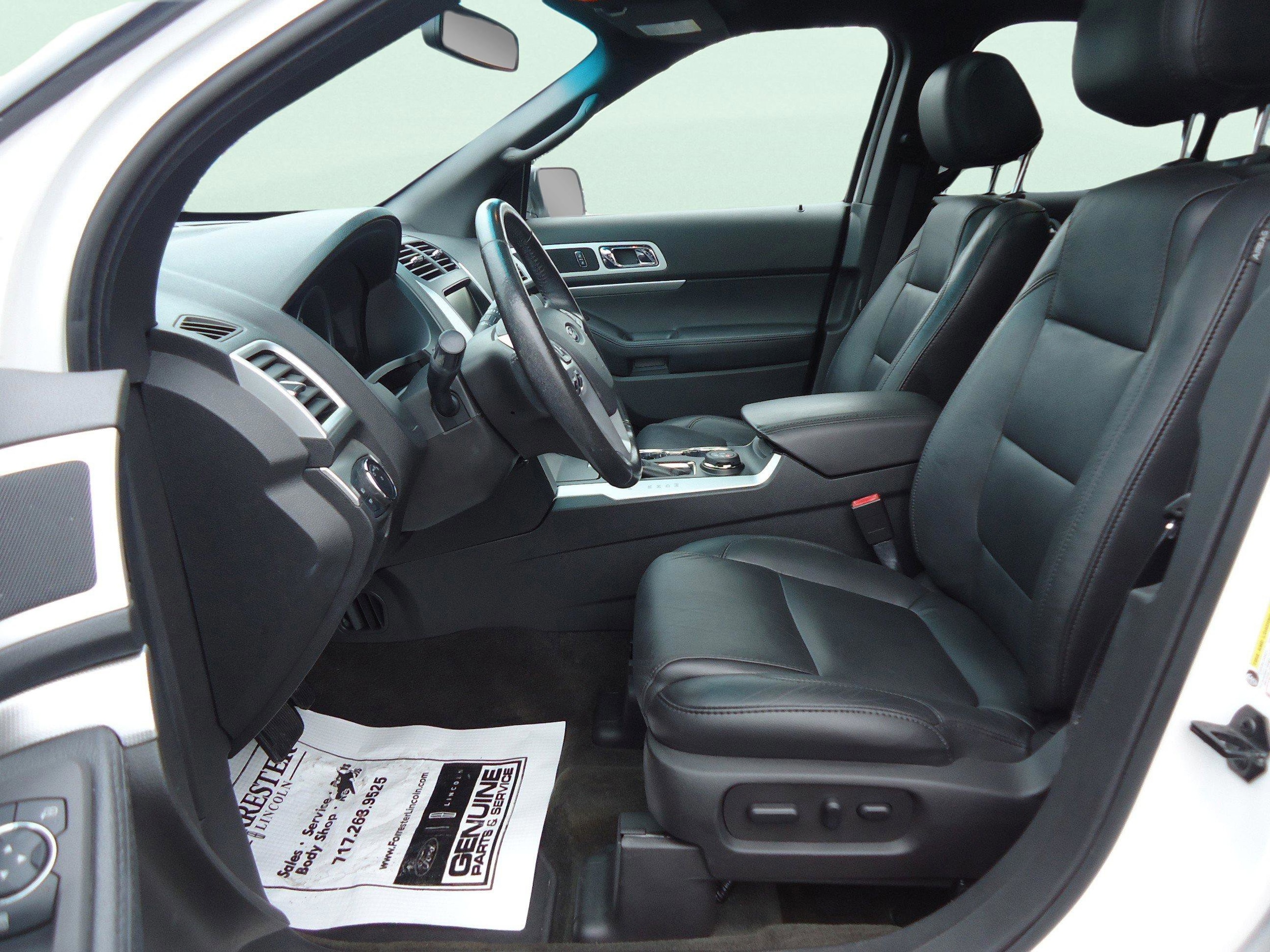2015 Ford Explorer XLT - Photo 12