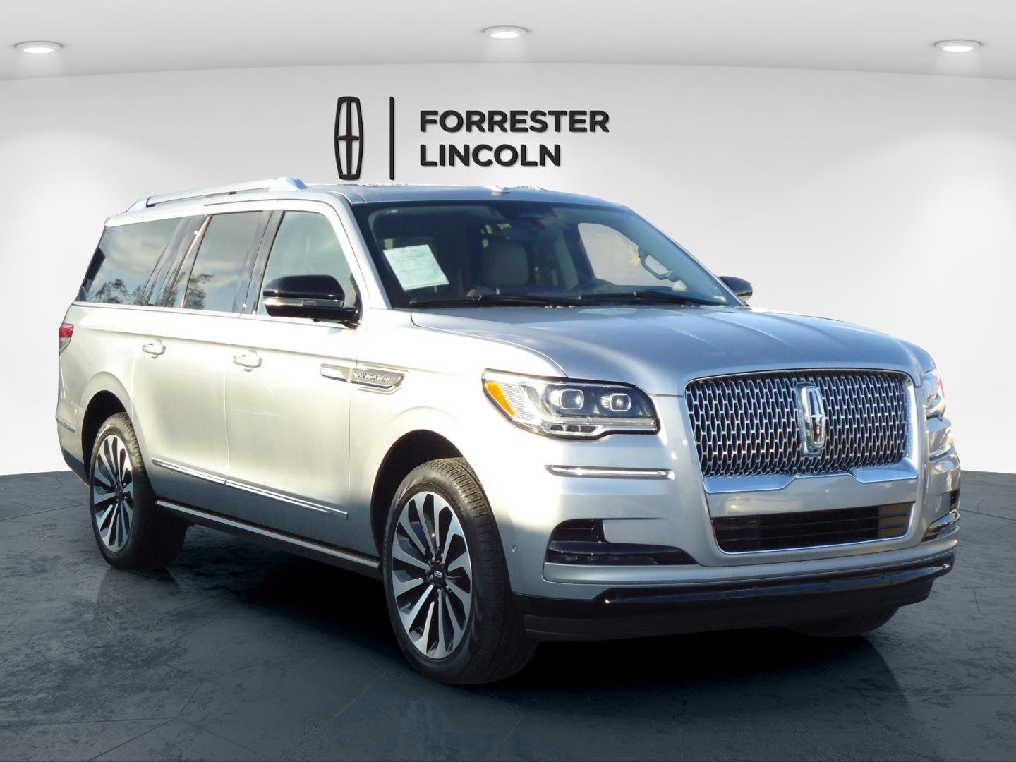 2024 Lincoln Navigator Reserve L's photo