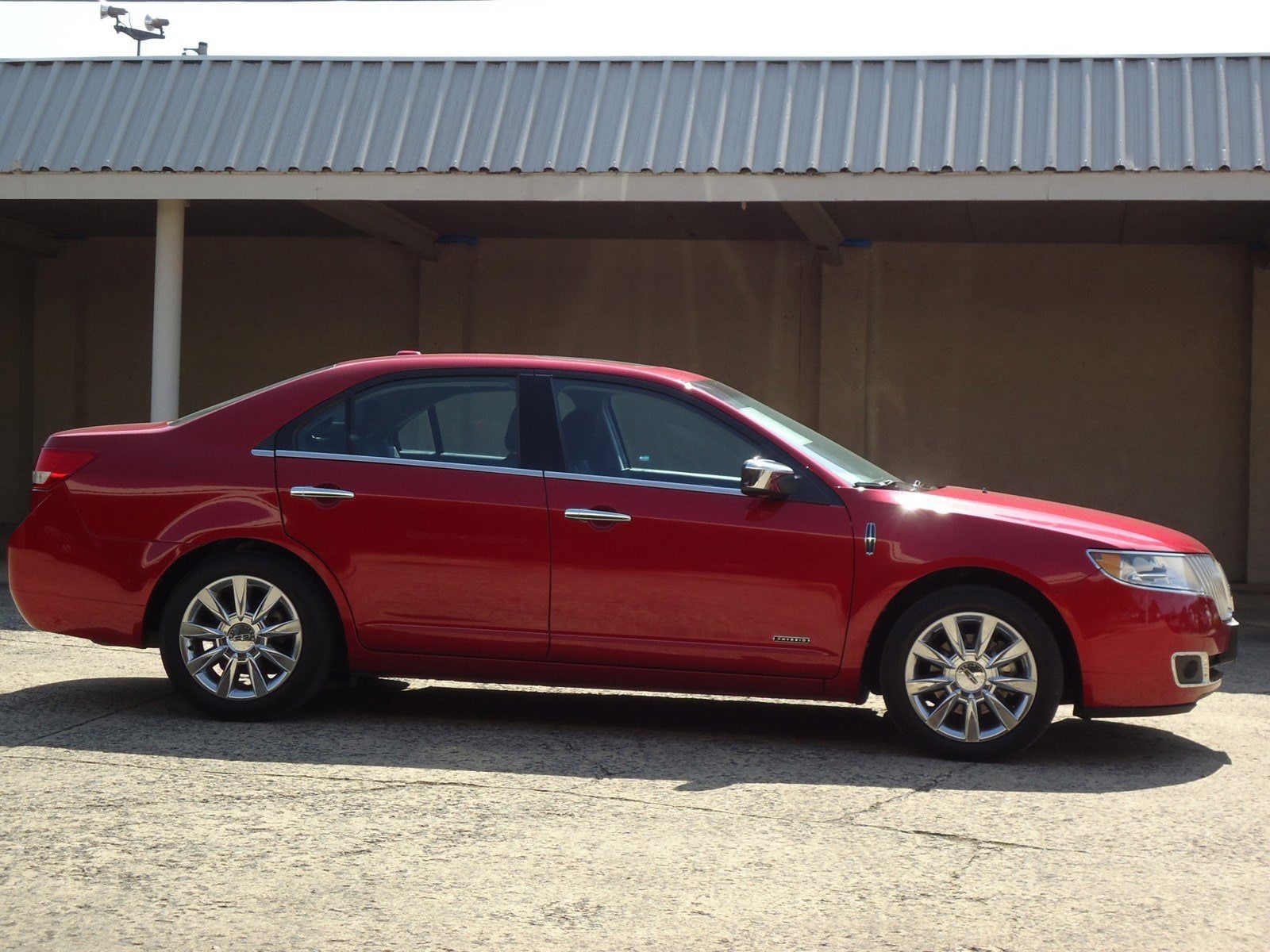 Used 2012 Lincoln MKZ Hybrid with VIN 3LNDL2L36CR805107 for sale in Chambersburg, PA