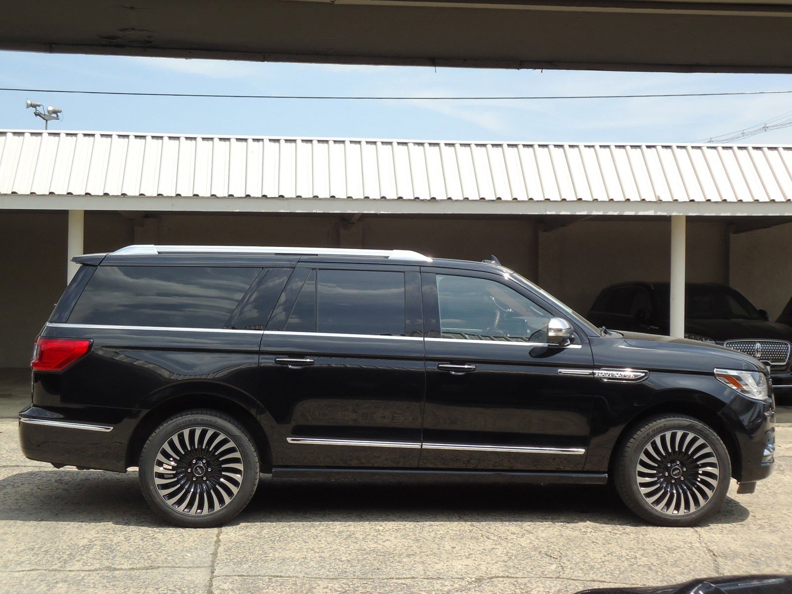 Used 2021 Lincoln Navigator Black Label L with VIN 5LMJJ3TT7MEL05635 for sale in Chambersburg, PA