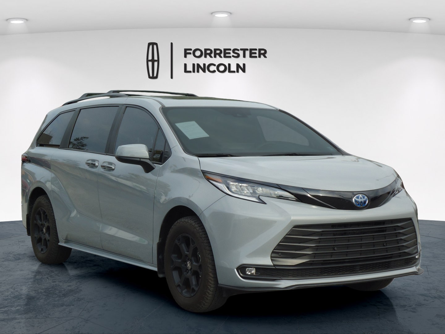 2025 Toyota Sienna