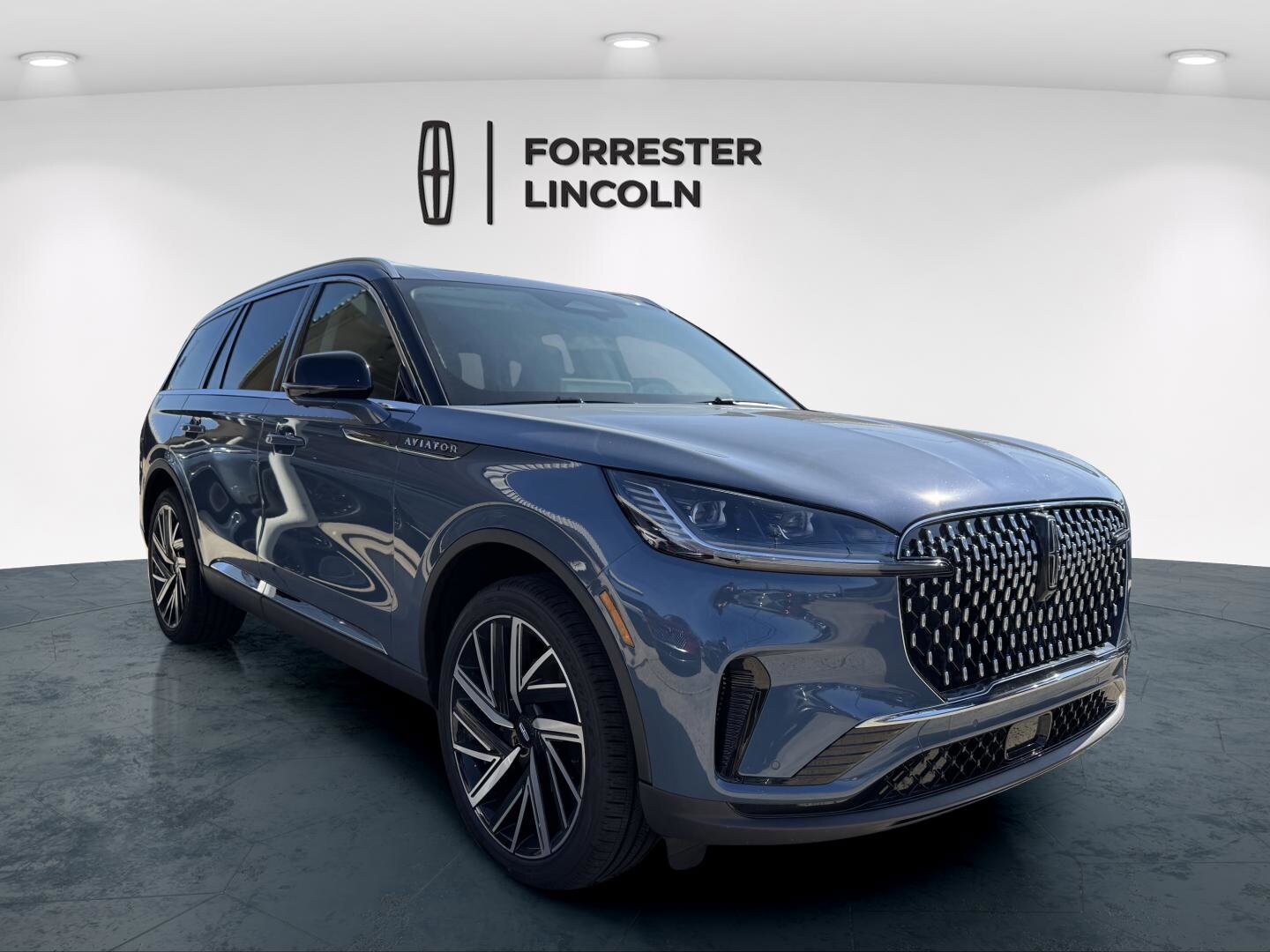 2026 Lincoln Aviator Reserve AWD's photo