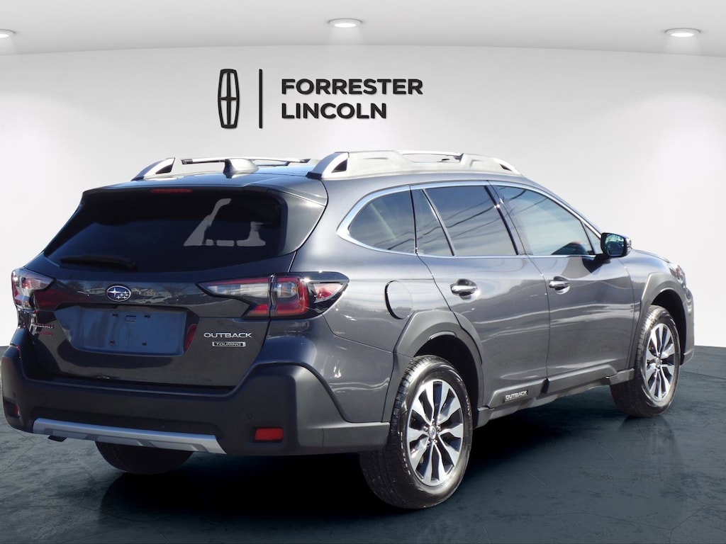 Used 2023 Subaru Outback Touring SUV