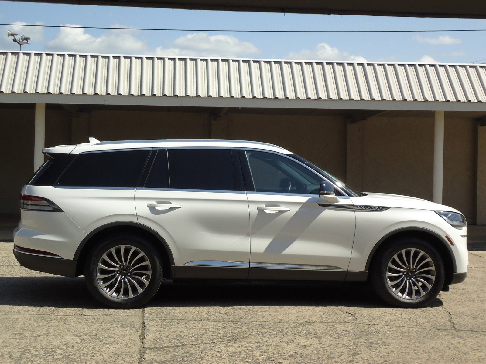 Used 2021 Lincoln Aviator Reserve with VIN 5LM5J7XC5MGL11425 for sale in Chambersburg, PA