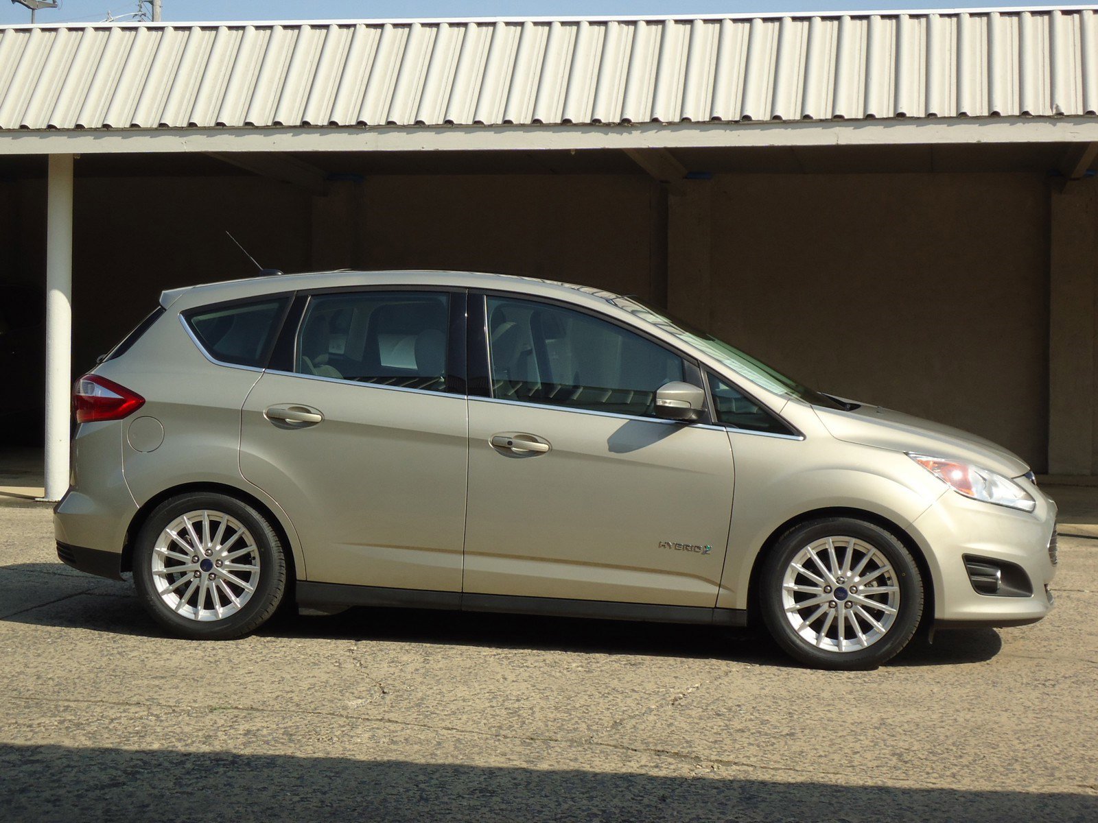 Used 2016 Ford C-Max SEL with VIN 1FADP5BU0GL100477 for sale in Chambersburg, PA