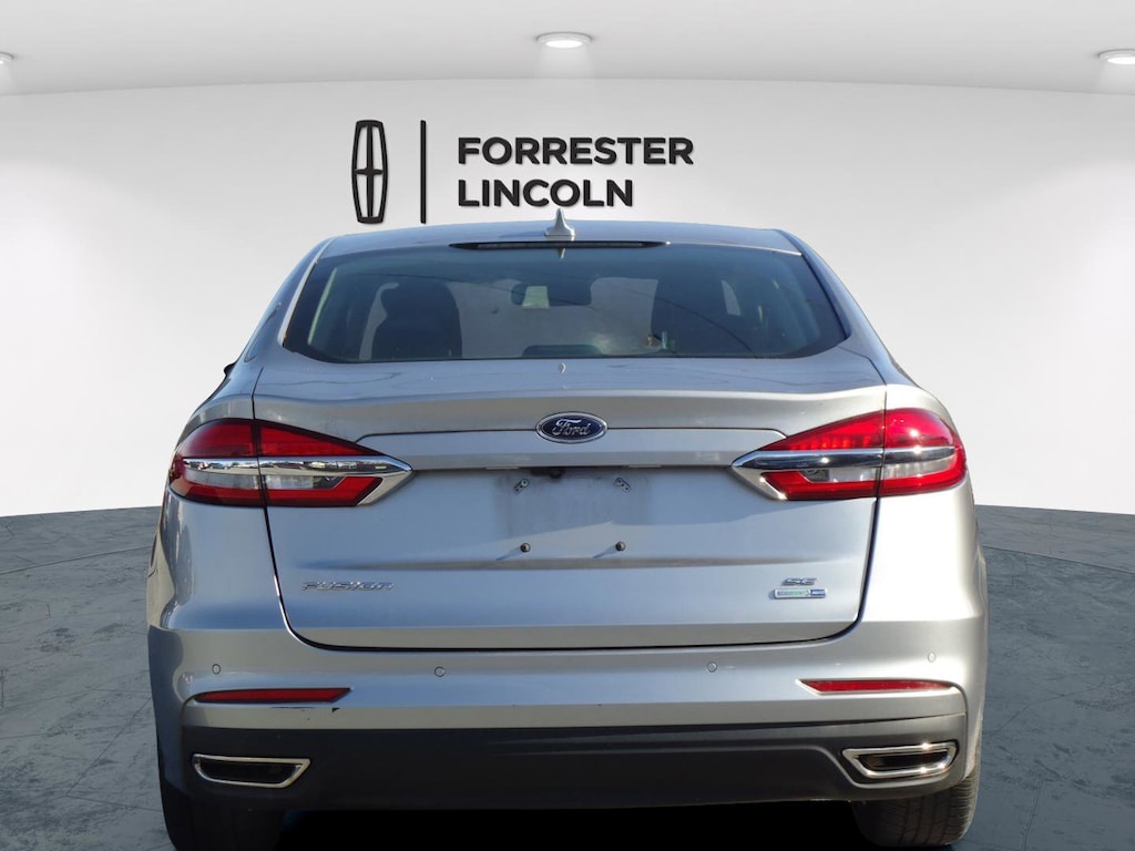 Used 2020 Ford Fusion SE Sedan