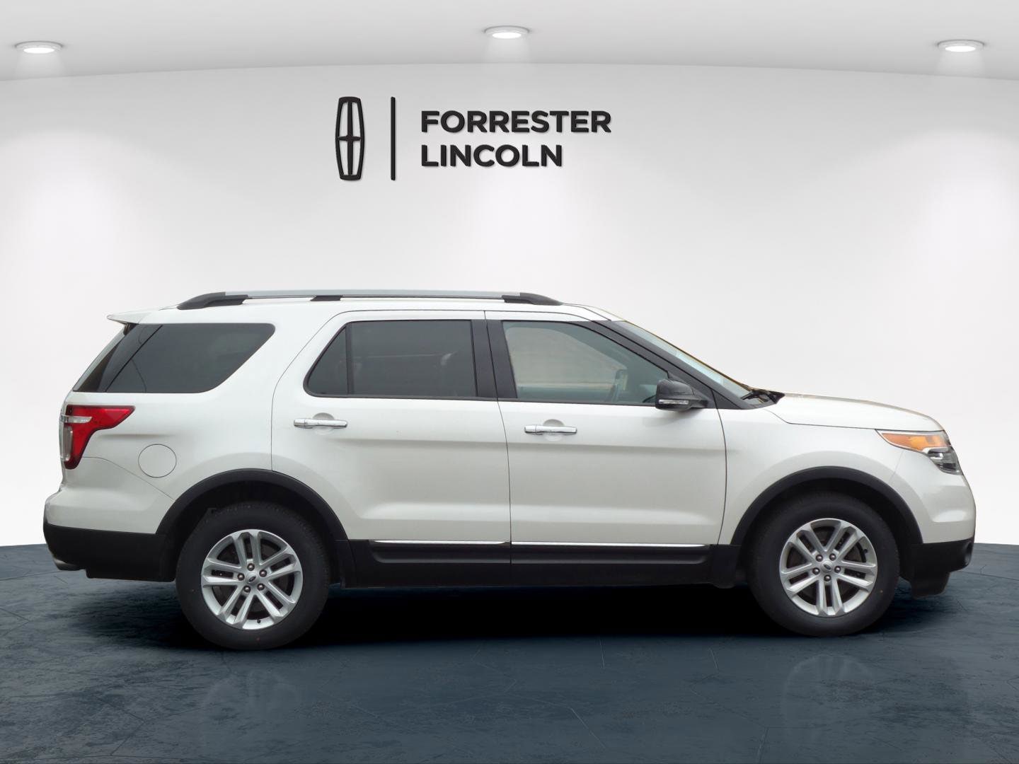 Used 2015 Ford Explorer XLT with VIN 1FM5K8D81FGA72576 for sale in Chambersburg, PA